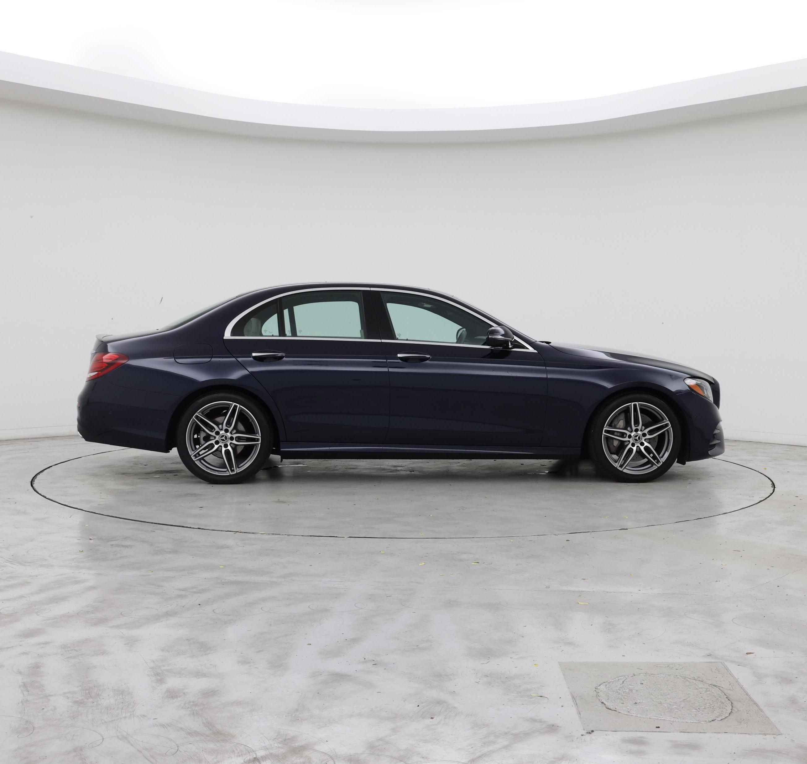 Thumbnail: 2019 Mercedes-Benz E-Class - 7