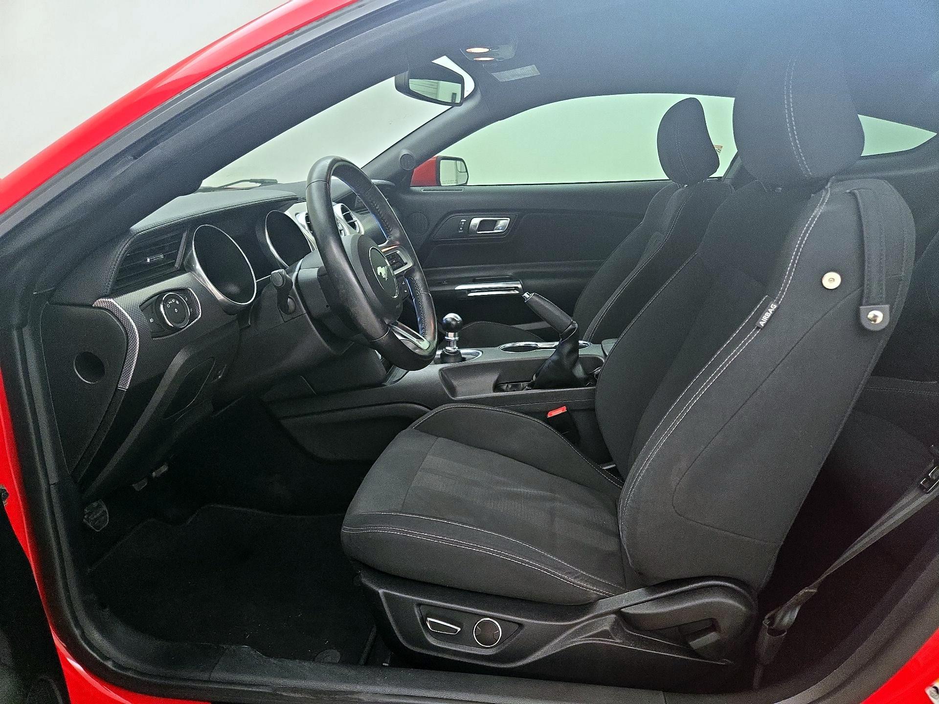 Thumbnail: 2019 Ford Mustang - 11
