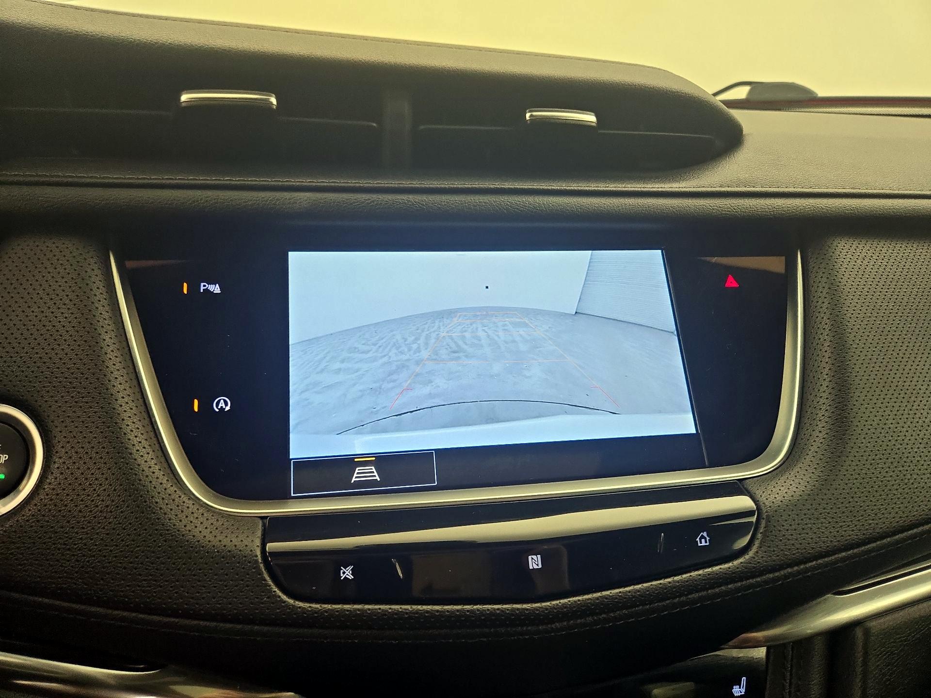 Thumbnail: 2021 Cadillac XT5 - 15