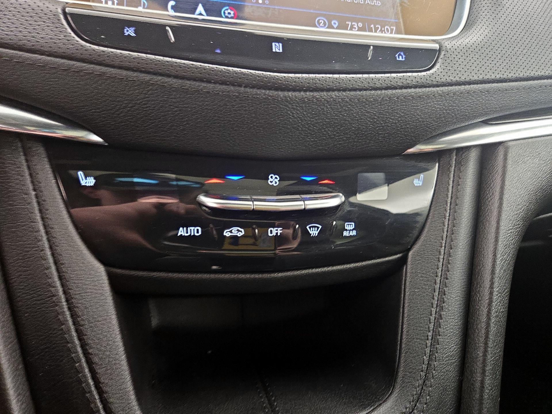 Thumbnail: 2021 Cadillac XT5 - 17
