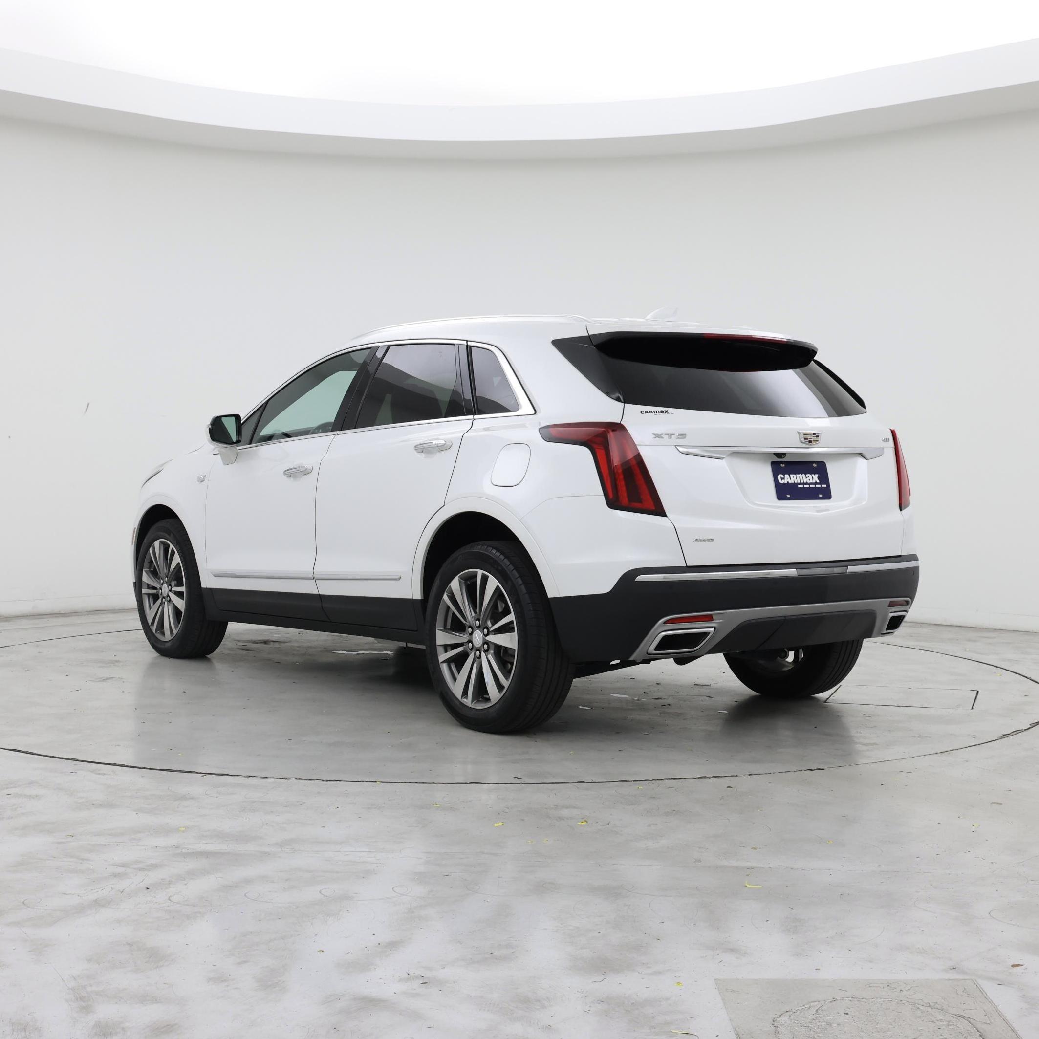 Thumbnail: 2021 Cadillac XT5 - 2