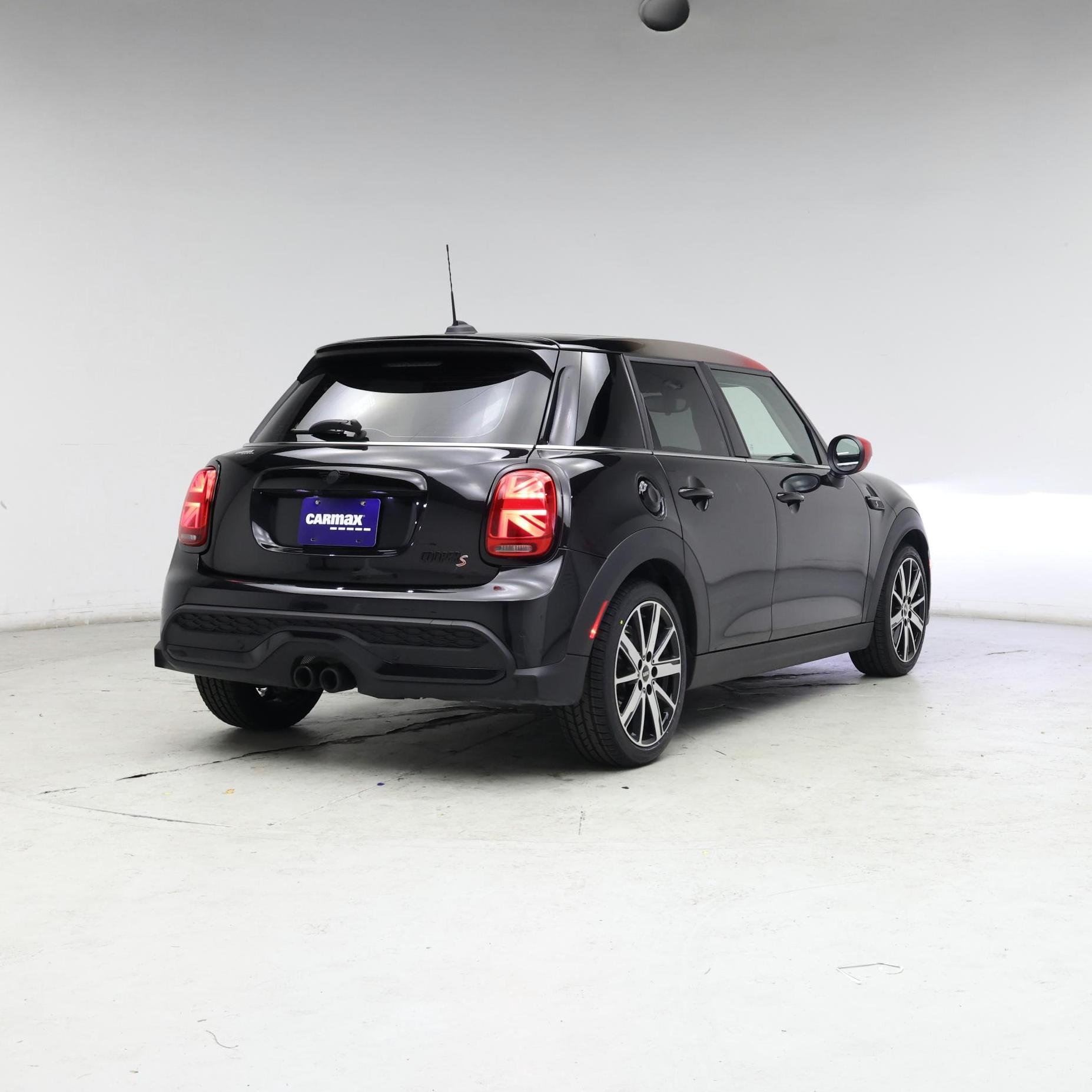 Thumbnail: 2023 MINI Cooper Hardtop - 8