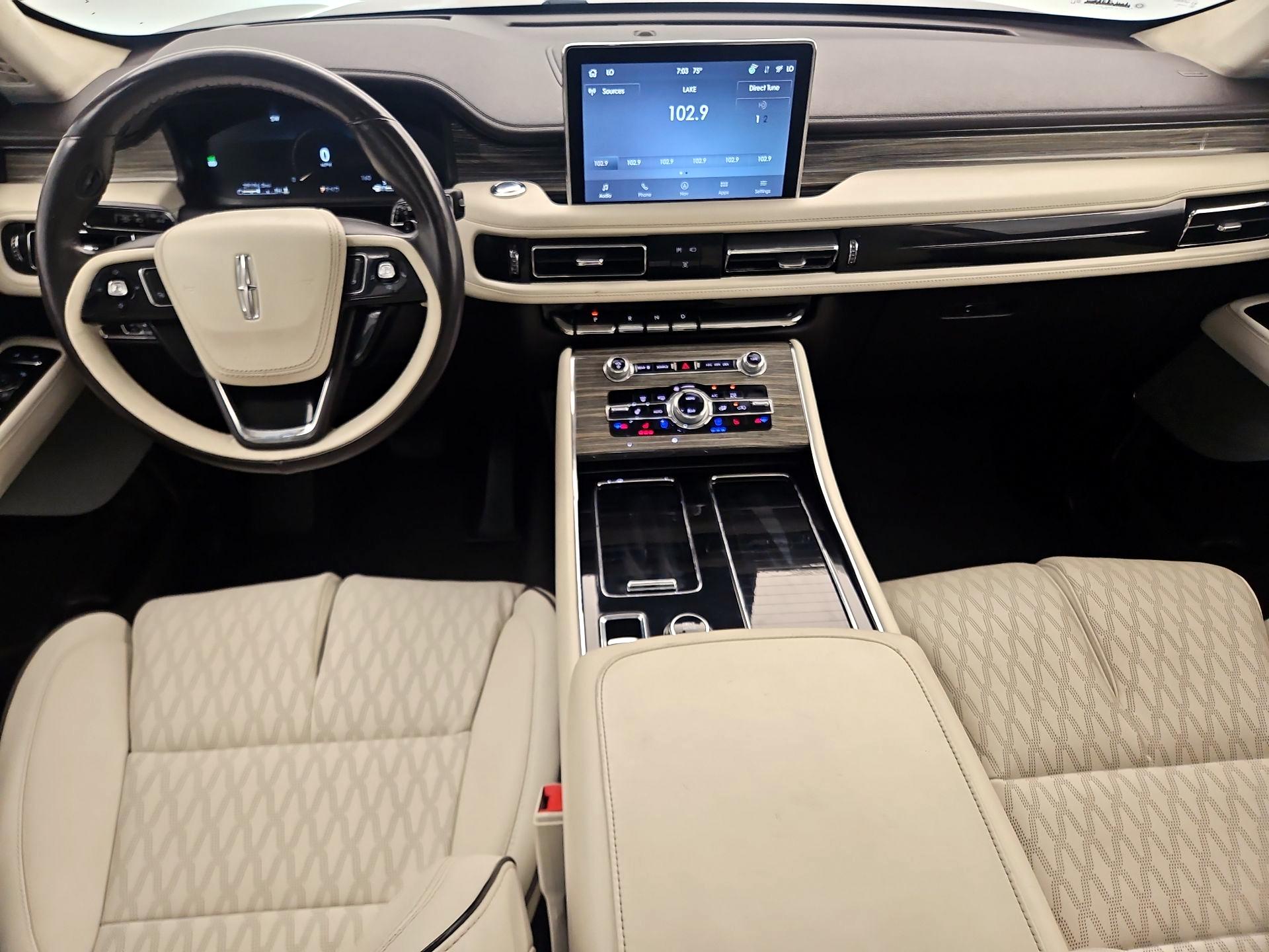 Thumbnail: 2021 Lincoln Aviator - 9