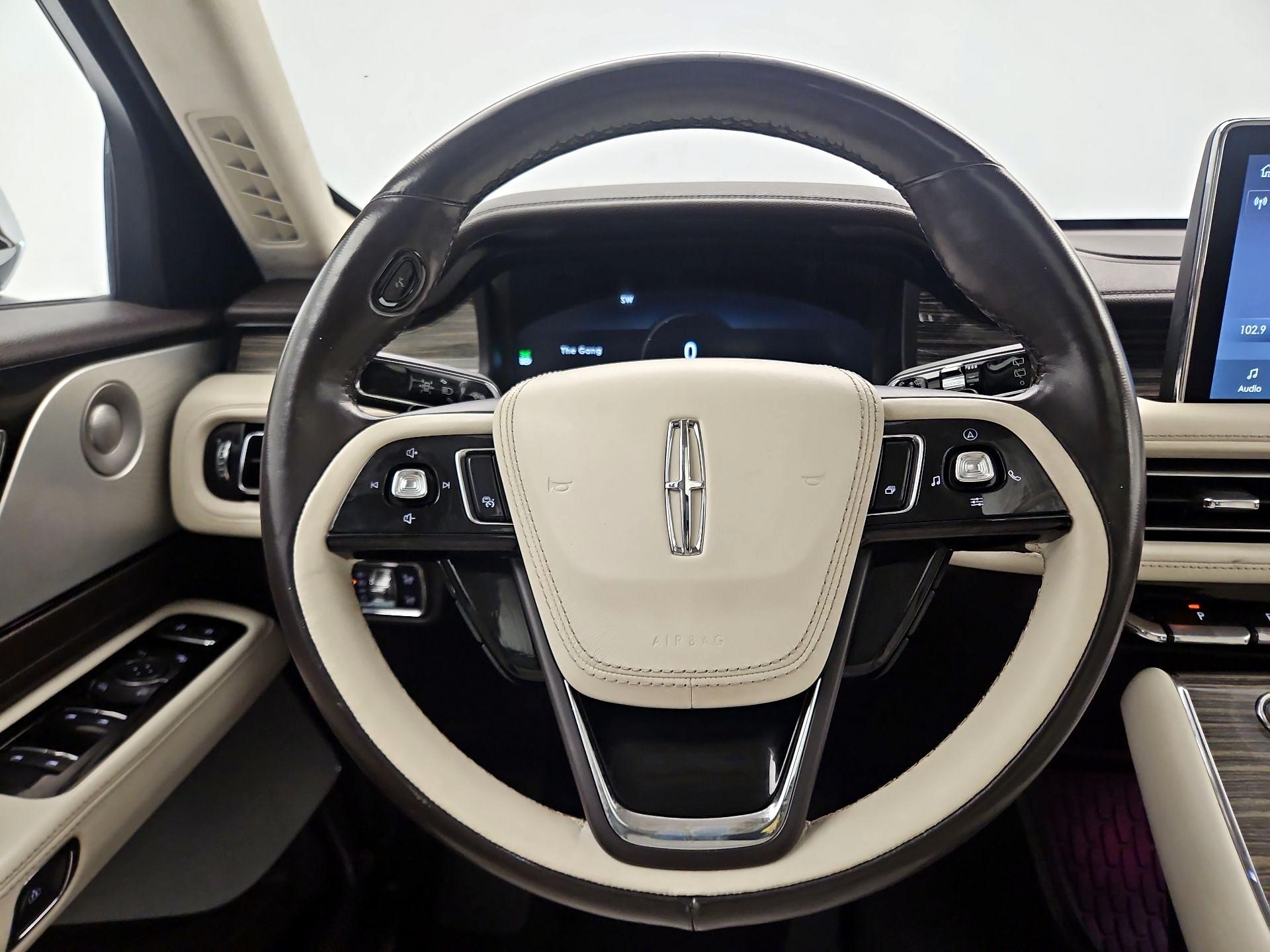 Thumbnail: 2021 Lincoln Aviator - 10