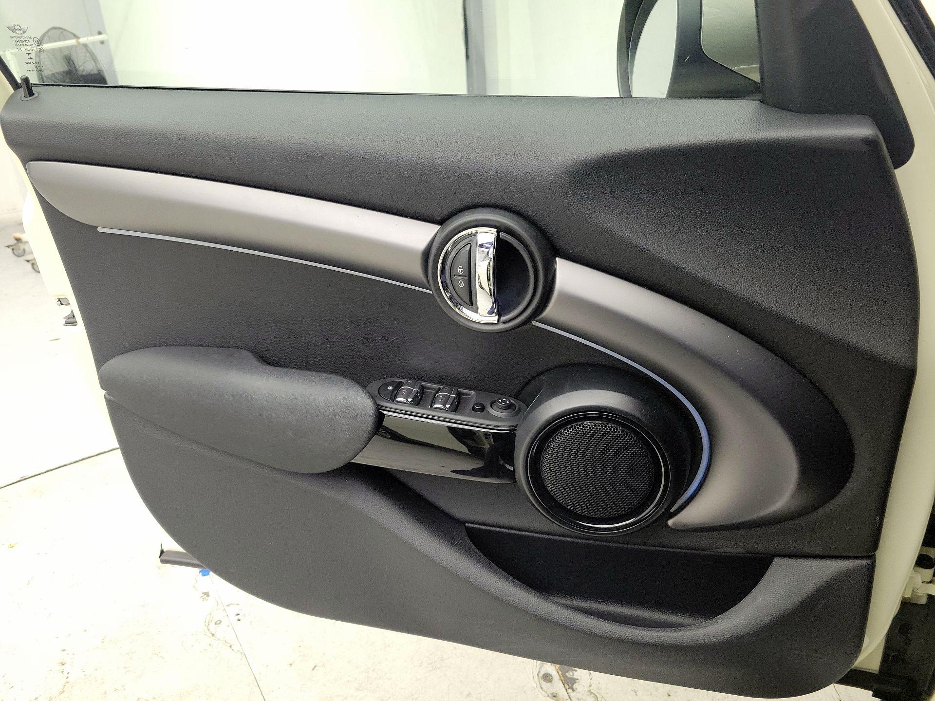 Thumbnail: 2023 MINI Cooper Hardtop - 12
