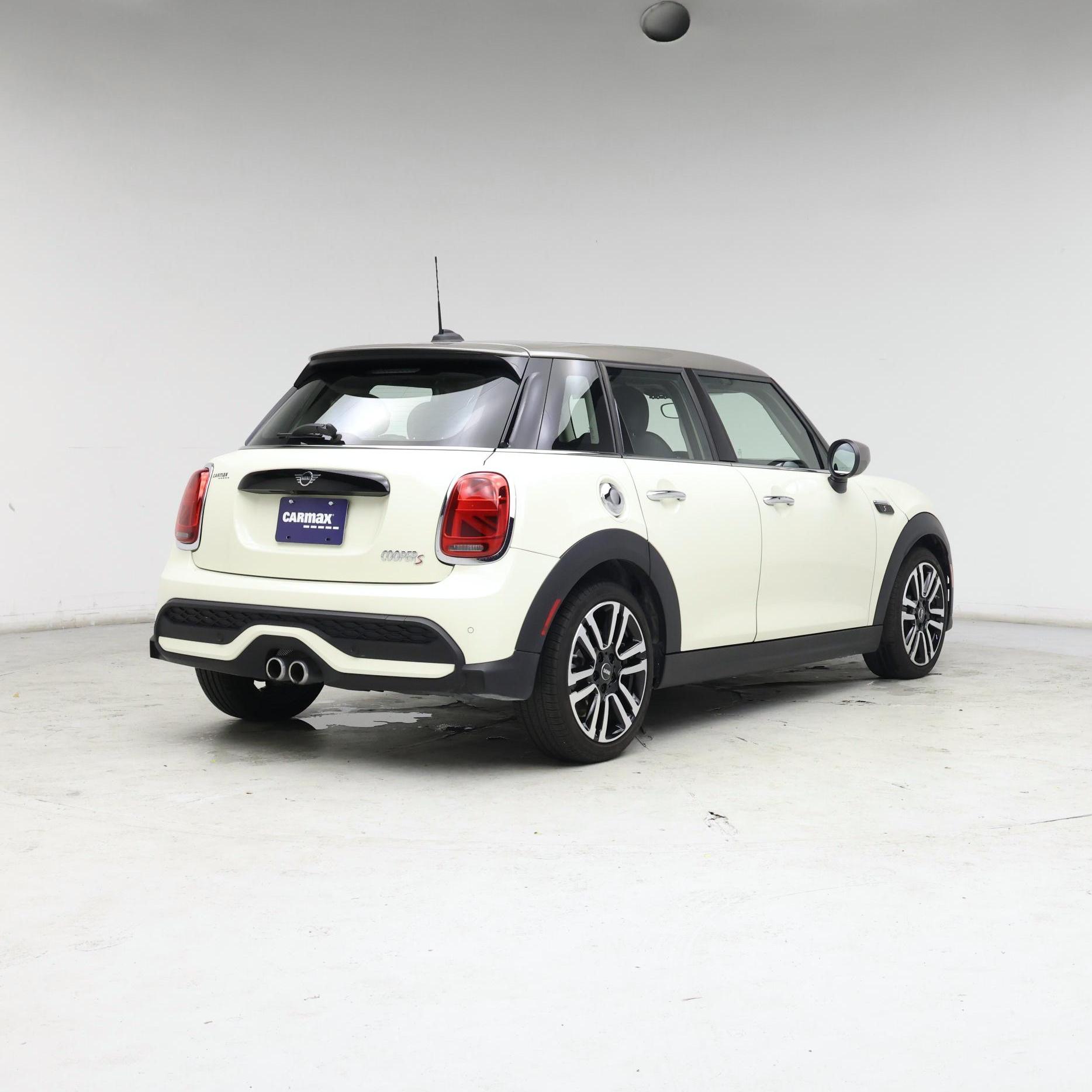 Thumbnail: 2023 MINI Cooper Hardtop - 8