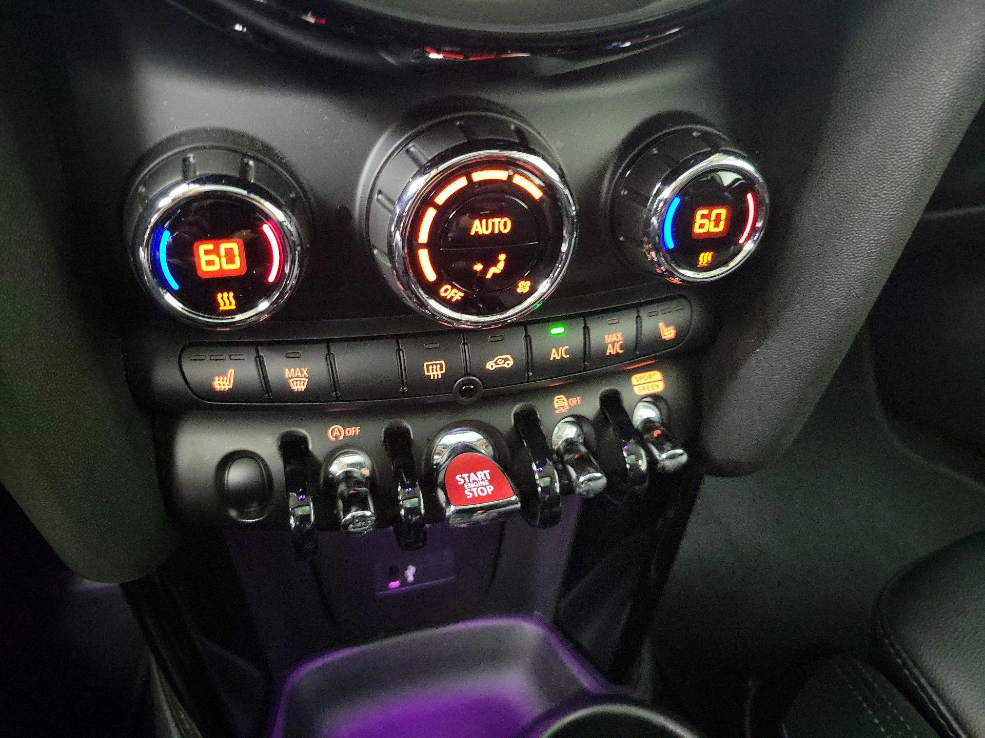 Thumbnail: 2022 MINI Cooper Hardtop - 16
