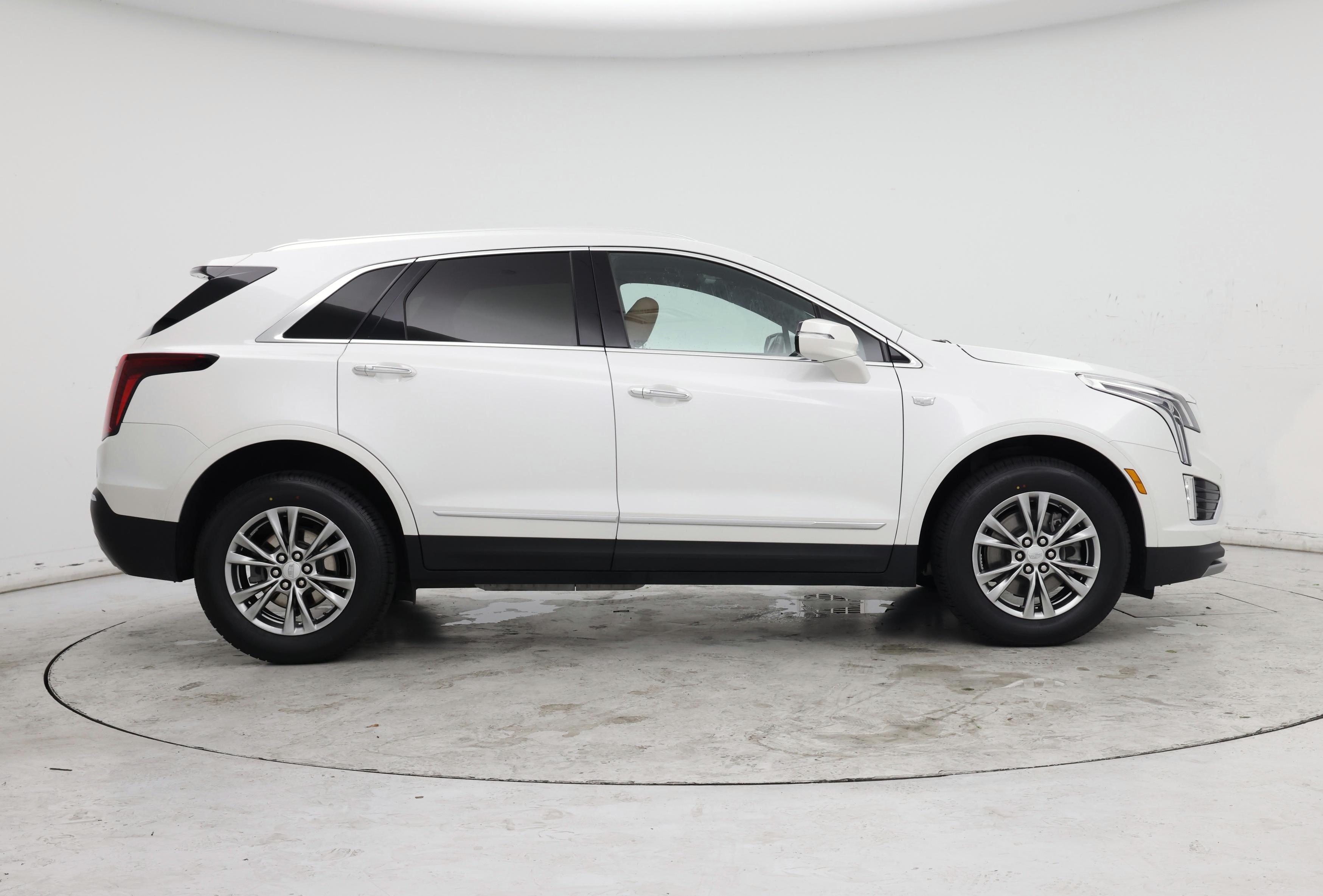 Thumbnail: 2022 Cadillac XT5 - 7
