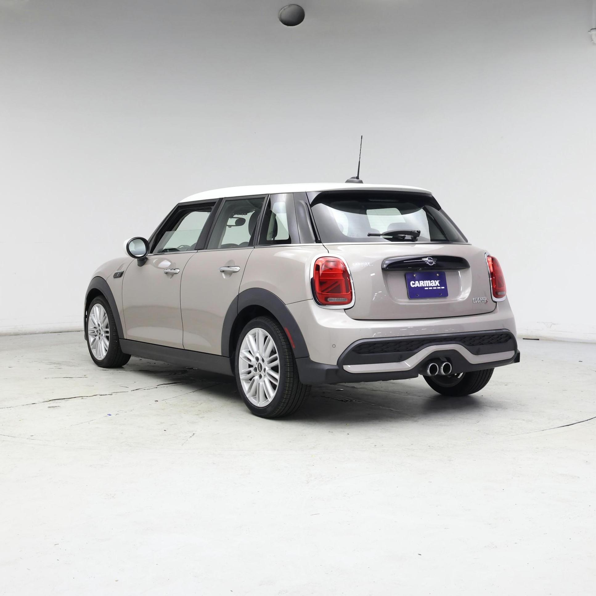 Thumbnail: 2023 MINI Cooper Hardtop - 2