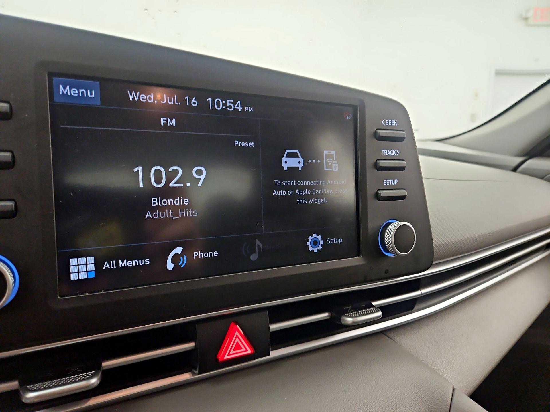 Thumbnail: 2023 Hyundai Elantra - 15