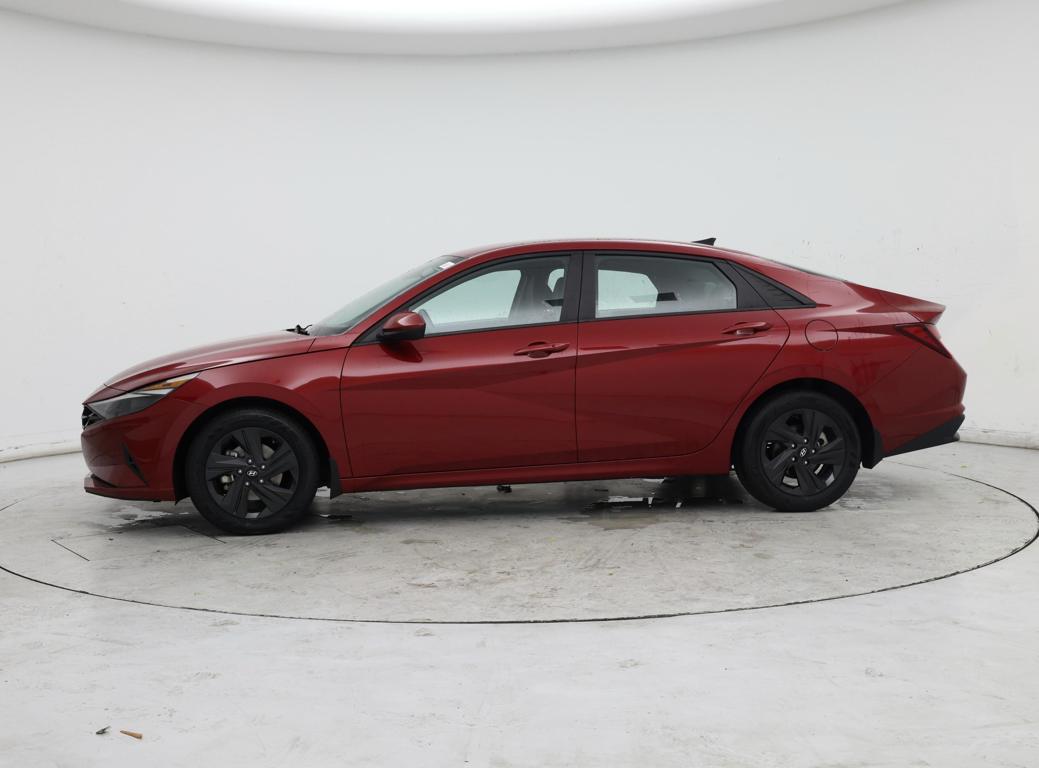 Thumbnail: 2023 Hyundai Elantra - 3