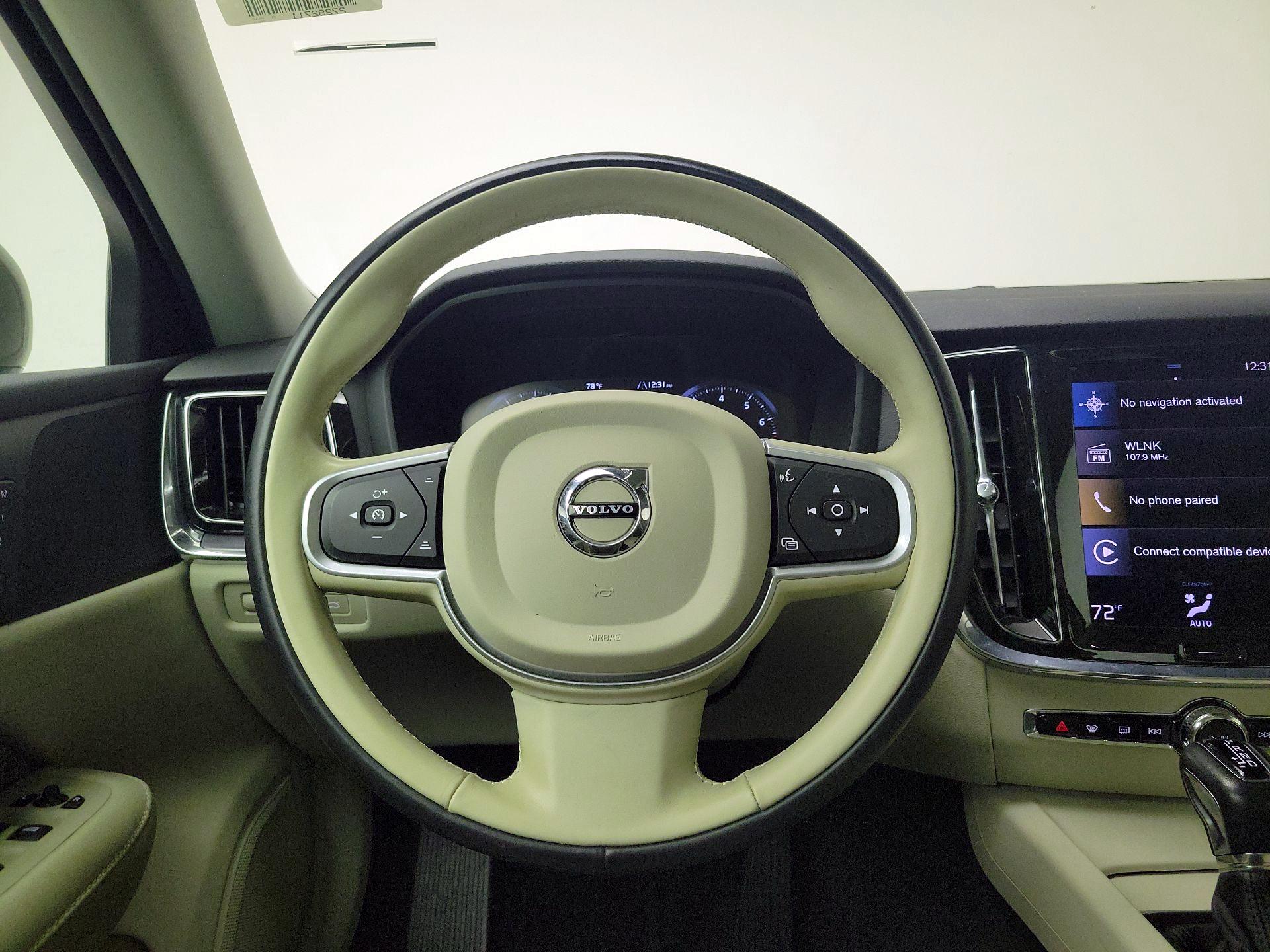 Thumbnail: 2021 Volvo S60 - 10
