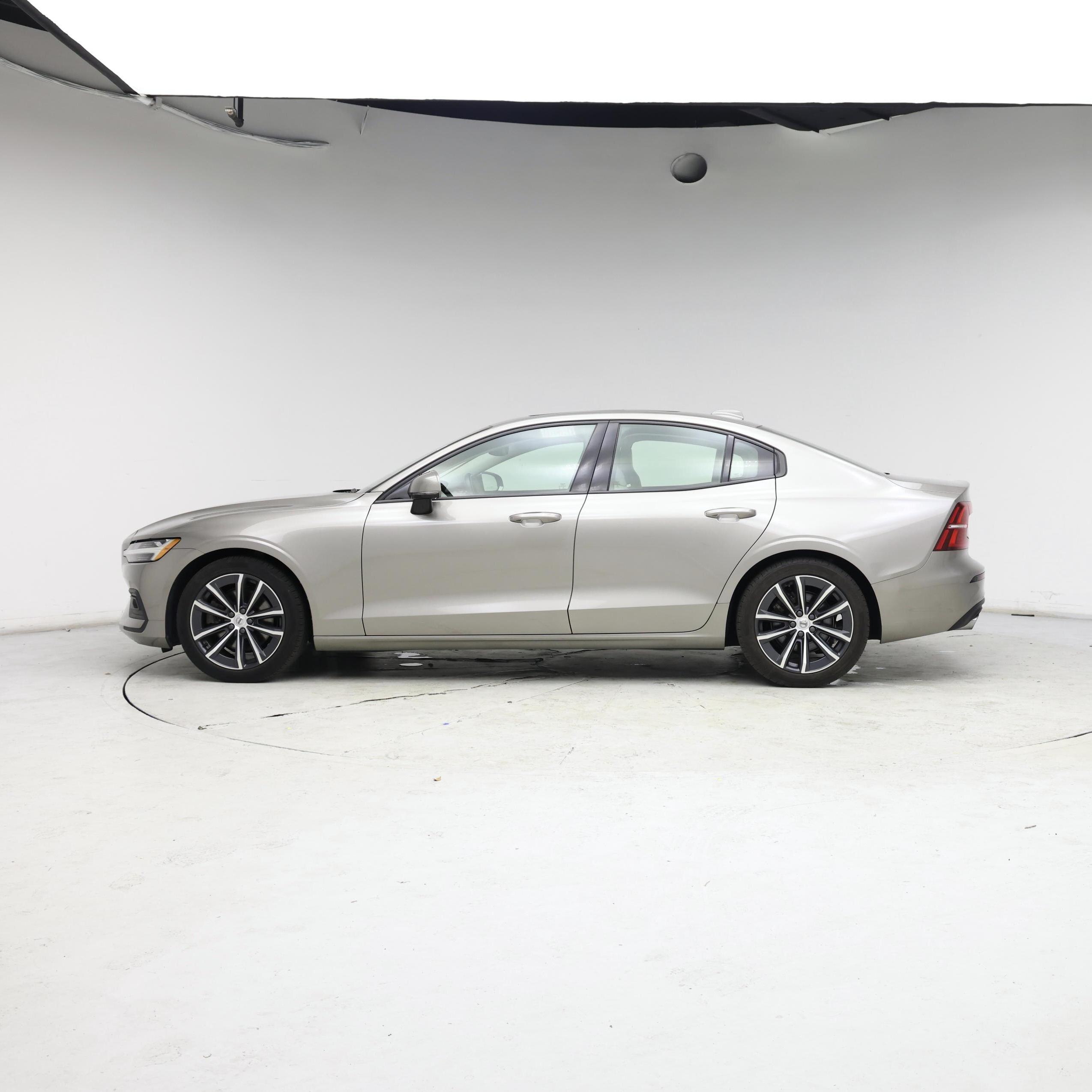 Thumbnail: 2021 Volvo S60 - 3