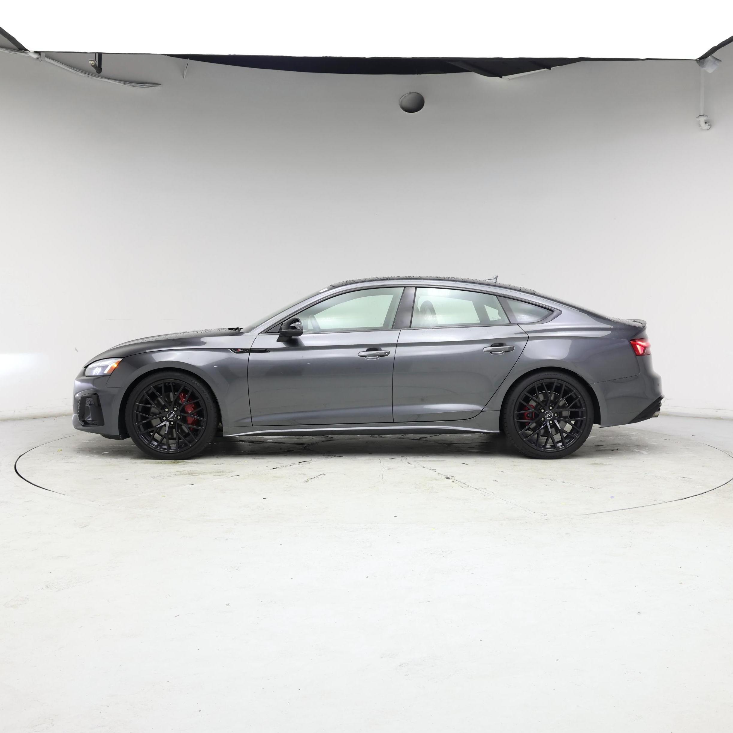 Thumbnail: 2020 Audi S5 - 3
