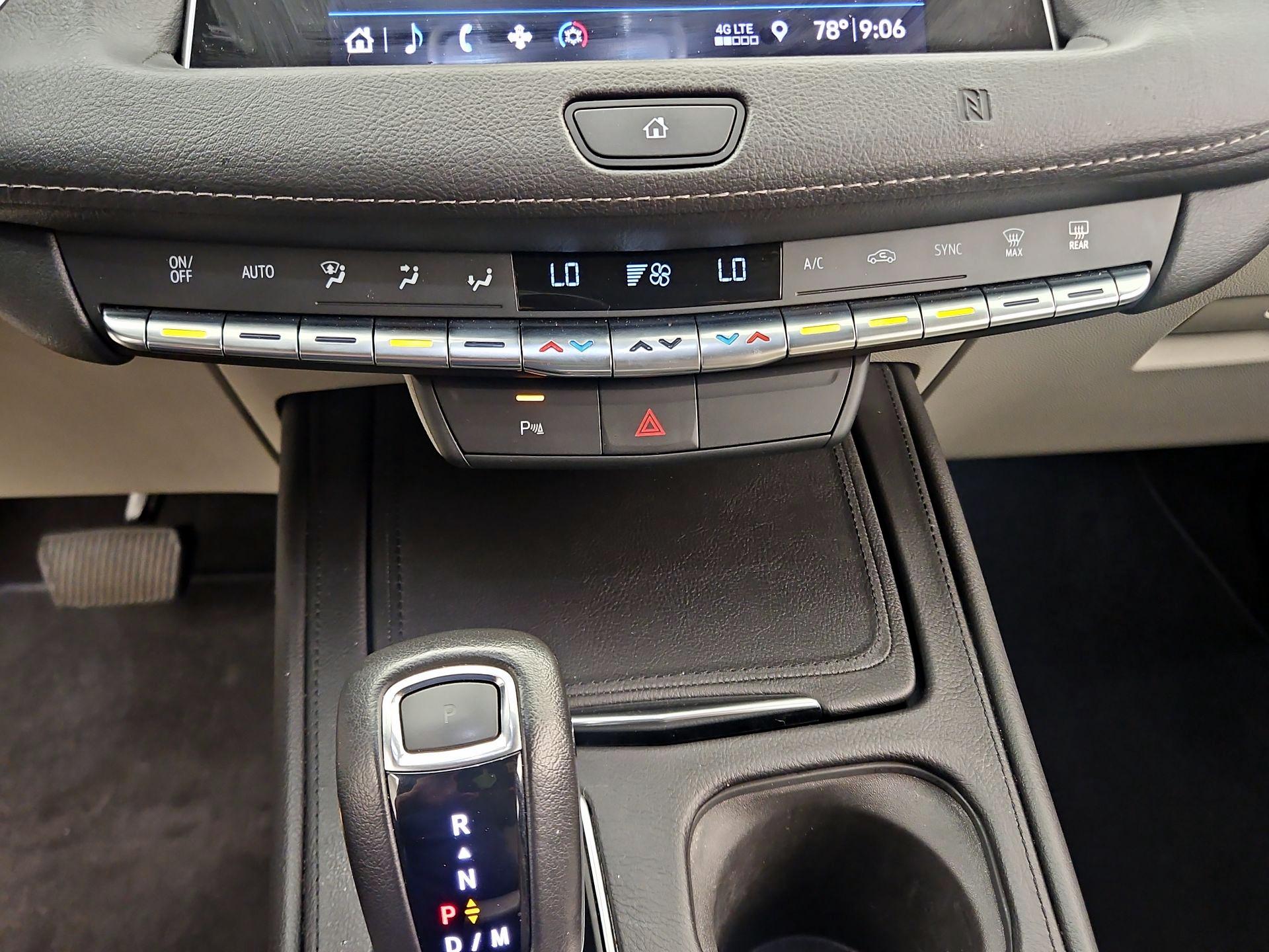 Thumbnail: 2019 Cadillac XT4 - 16