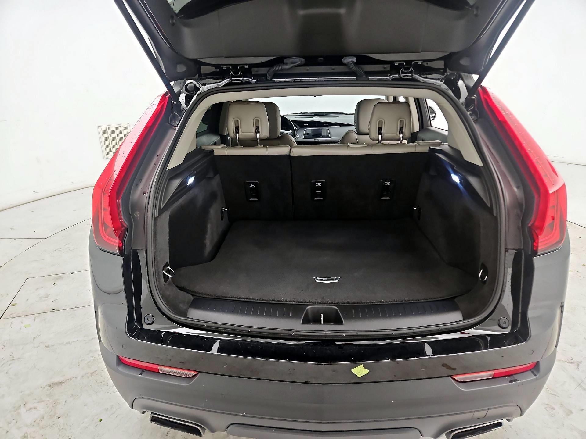 Thumbnail: 2019 Cadillac XT4 - 20