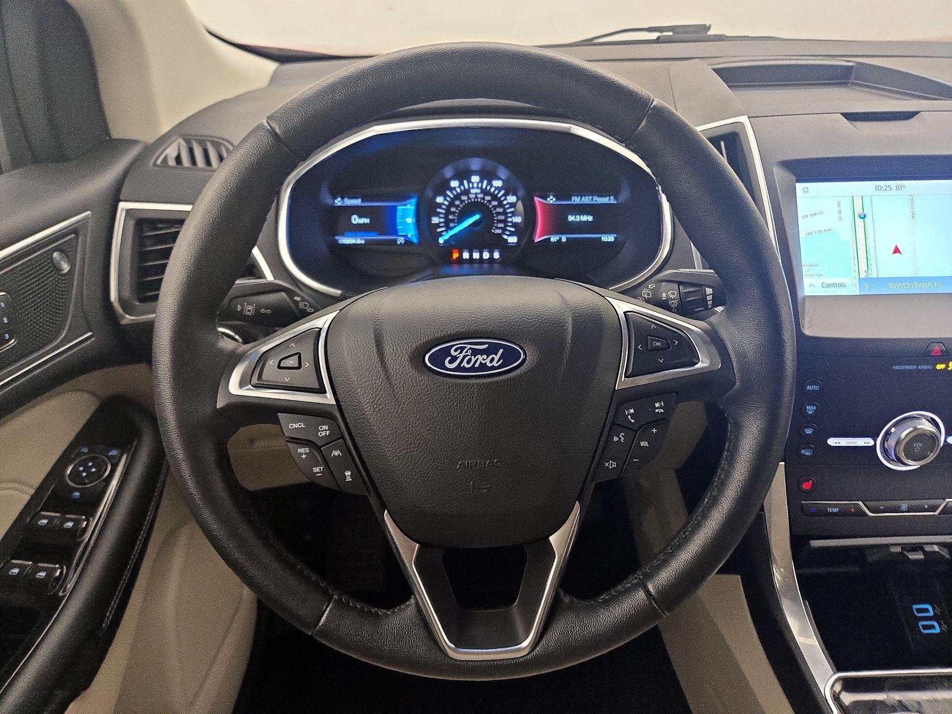 Thumbnail: 2020 Ford Edge - 10