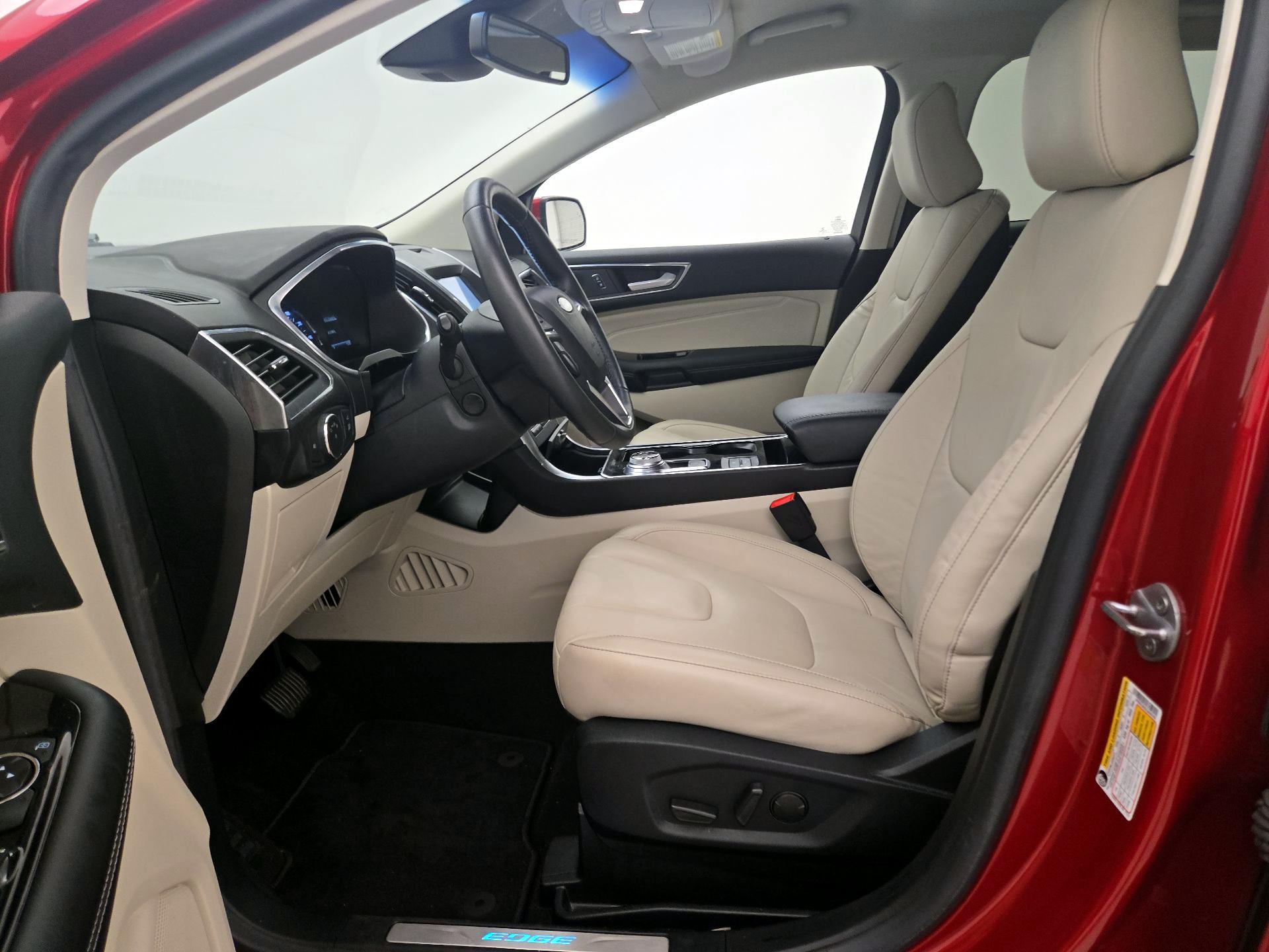 Thumbnail: 2020 Ford Edge - 11