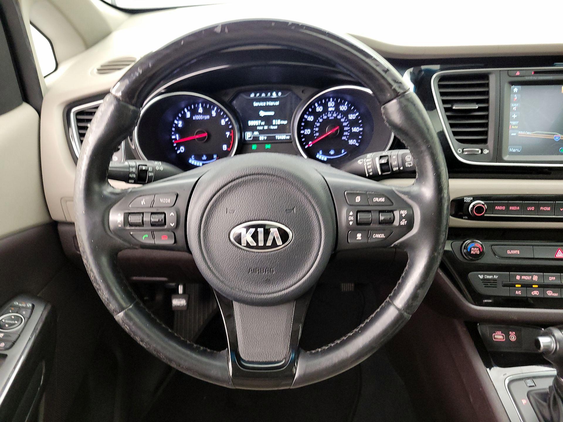 Thumbnail: 2015 Kia Sedona - 10