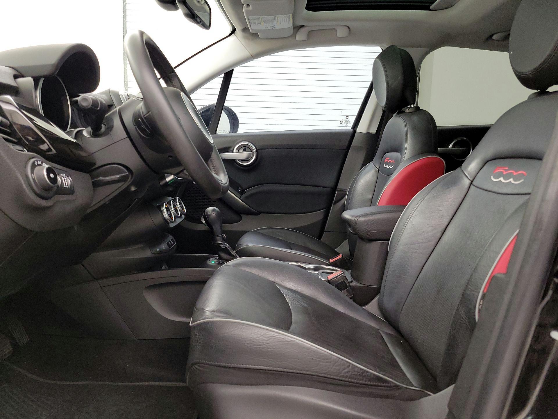 Thumbnail: 2016 Fiat 500X - 11