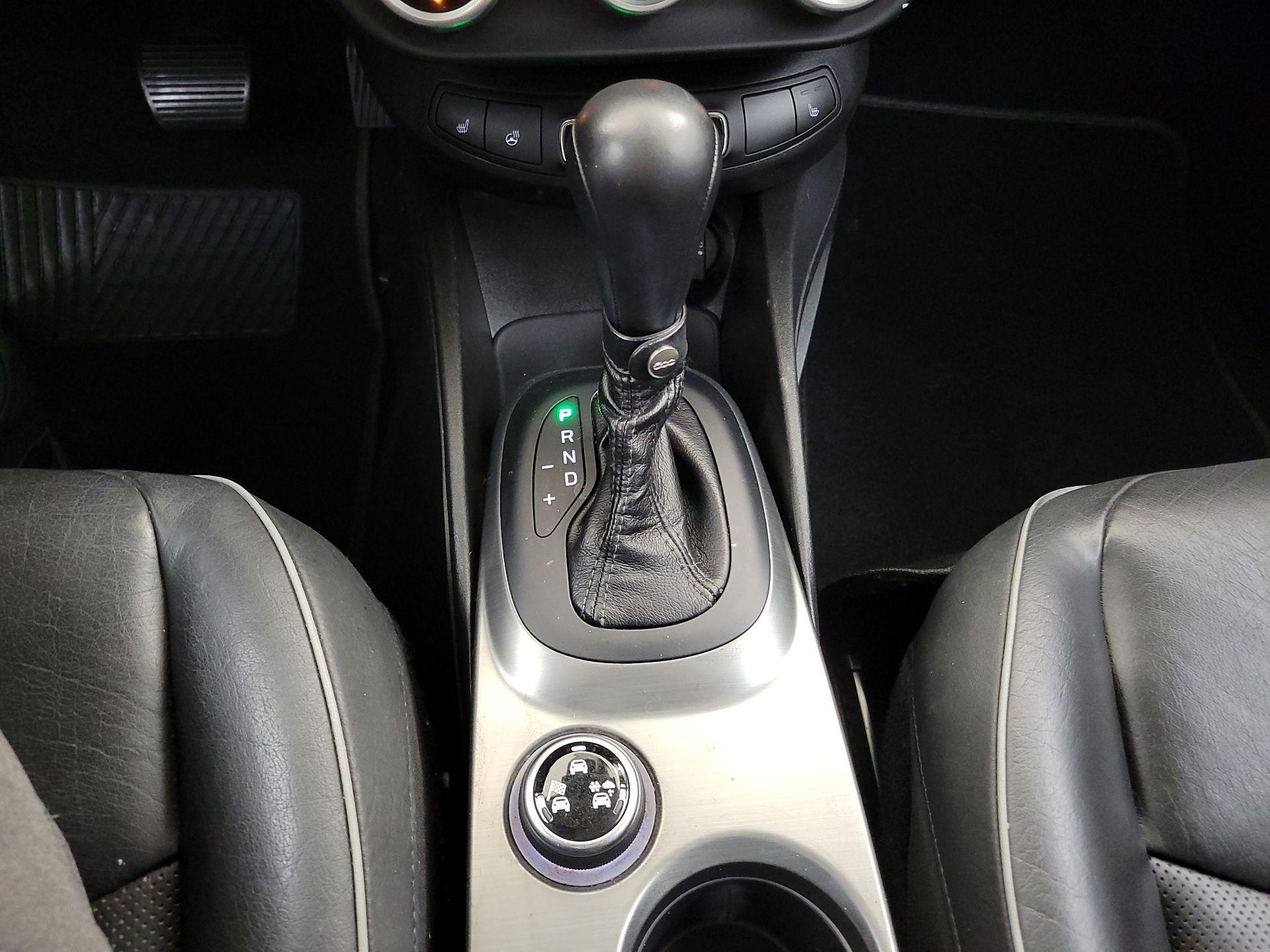 Thumbnail: 2016 Fiat 500X - 18