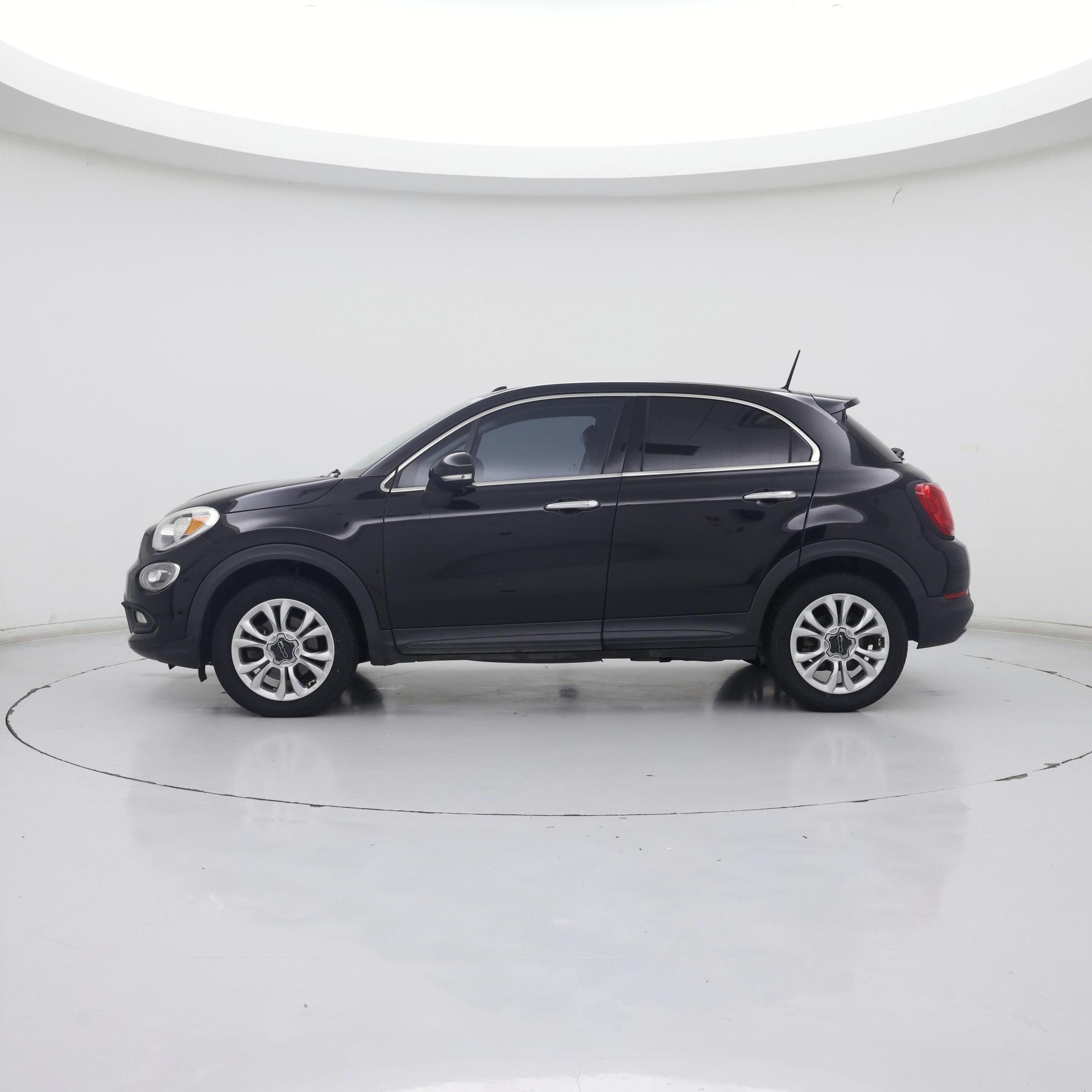 Thumbnail: 2016 Fiat 500X - 3