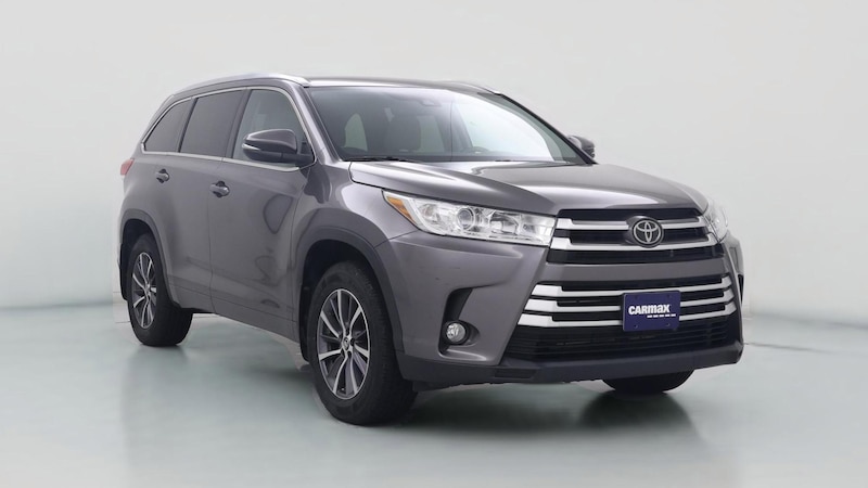 2018 Toyota Highlander XLE Hero Image