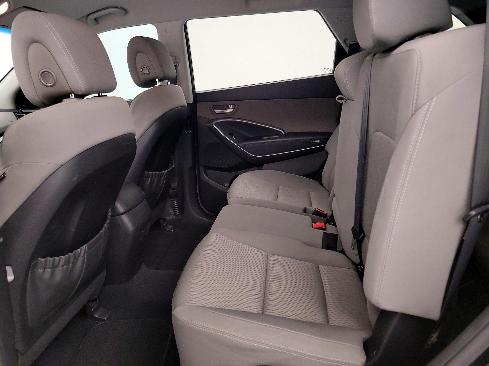 Thumbnail: 2014 Hyundai Santa Fe - 19