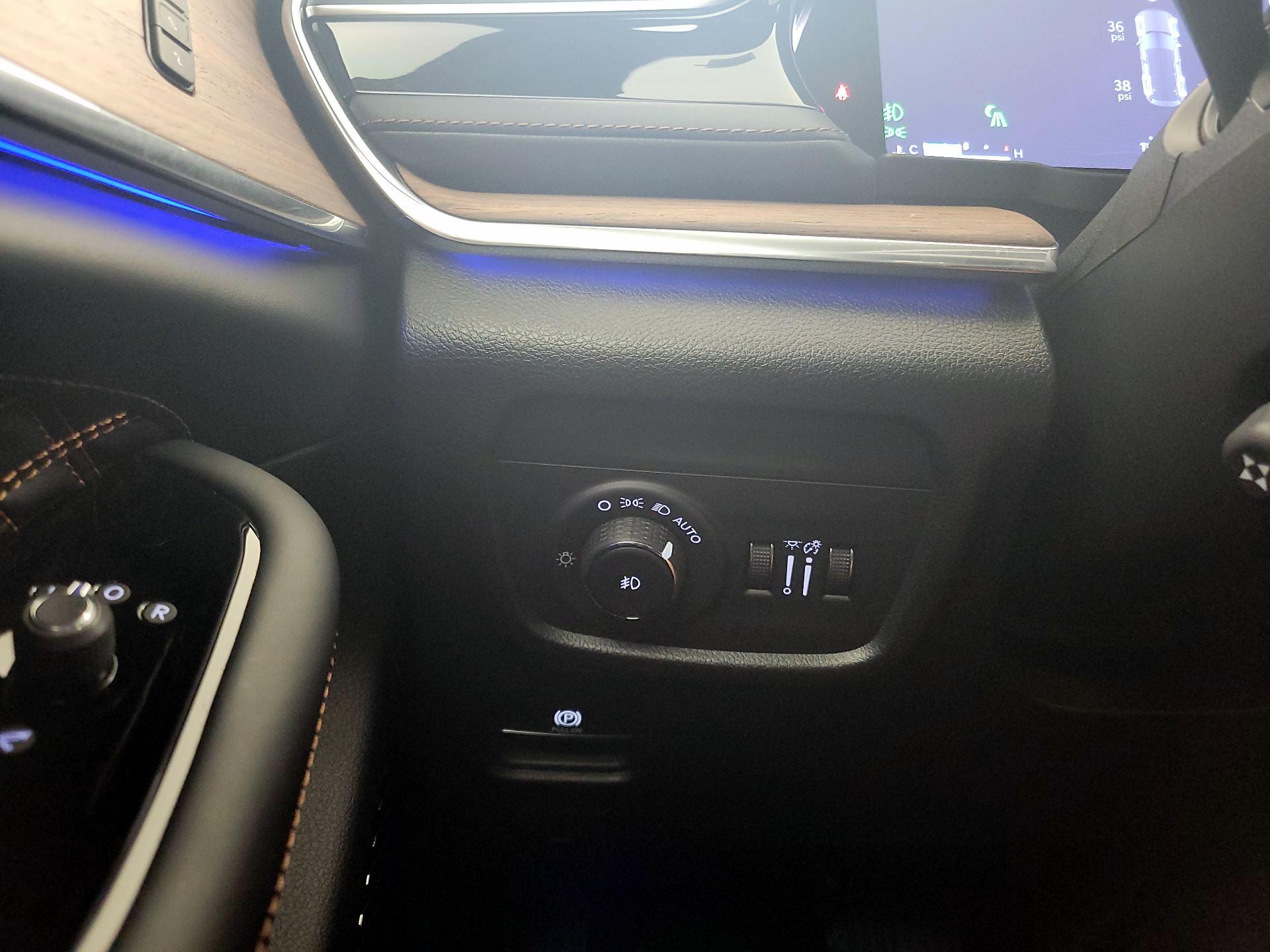 Thumbnail: 2023 Jeep Grand Cherokee - 13