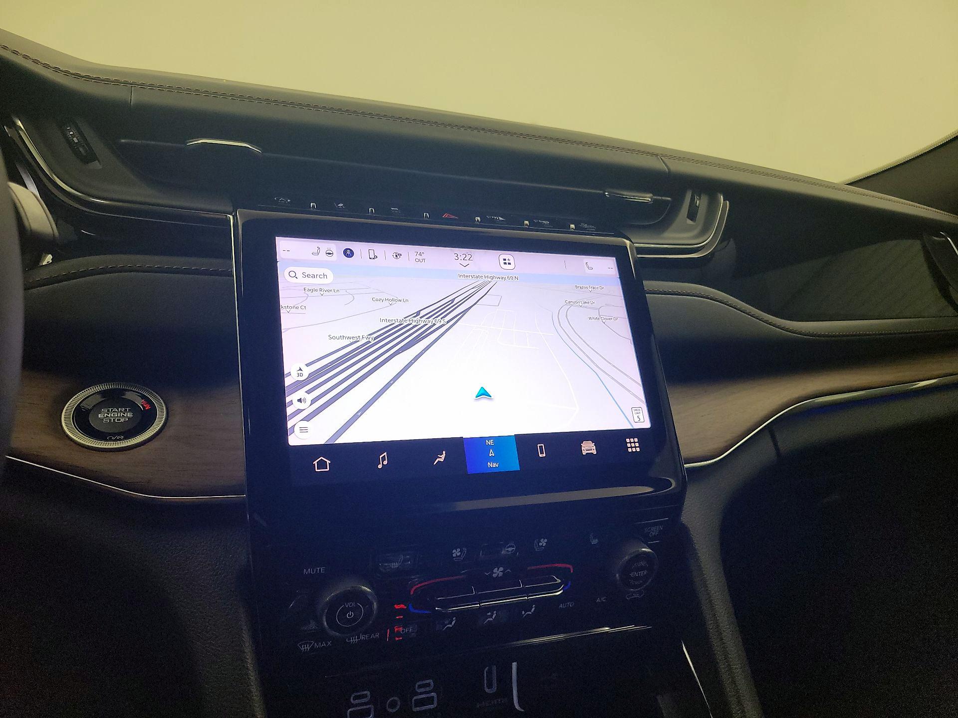 Thumbnail: 2023 Jeep Grand Cherokee - 14