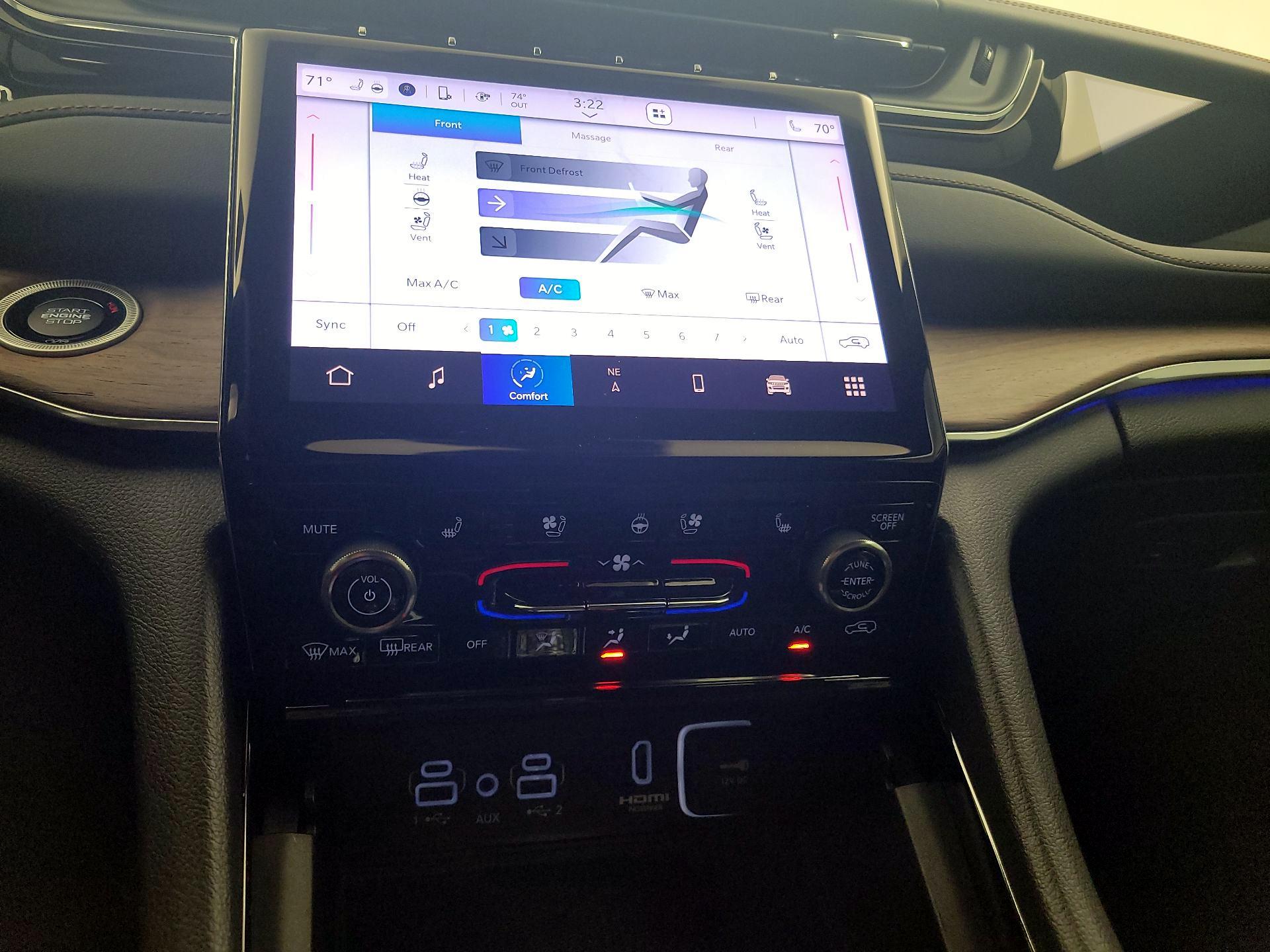 Thumbnail: 2023 Jeep Grand Cherokee - 17