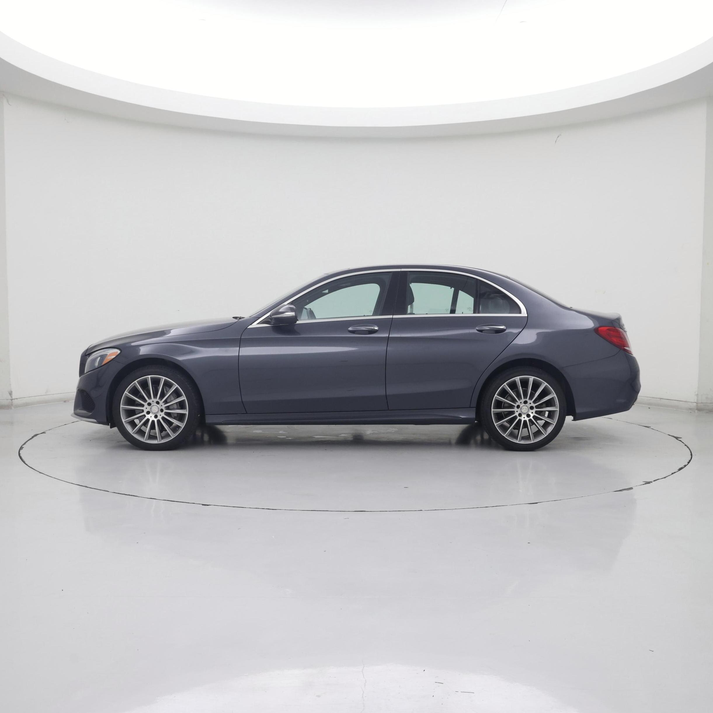 Thumbnail: 2015 Mercedes-Benz C-Class - 3
