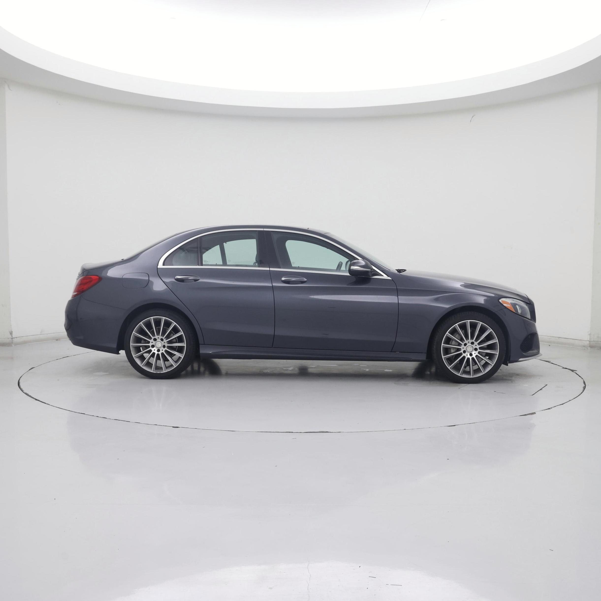 Thumbnail: 2015 Mercedes-Benz C-Class - 7