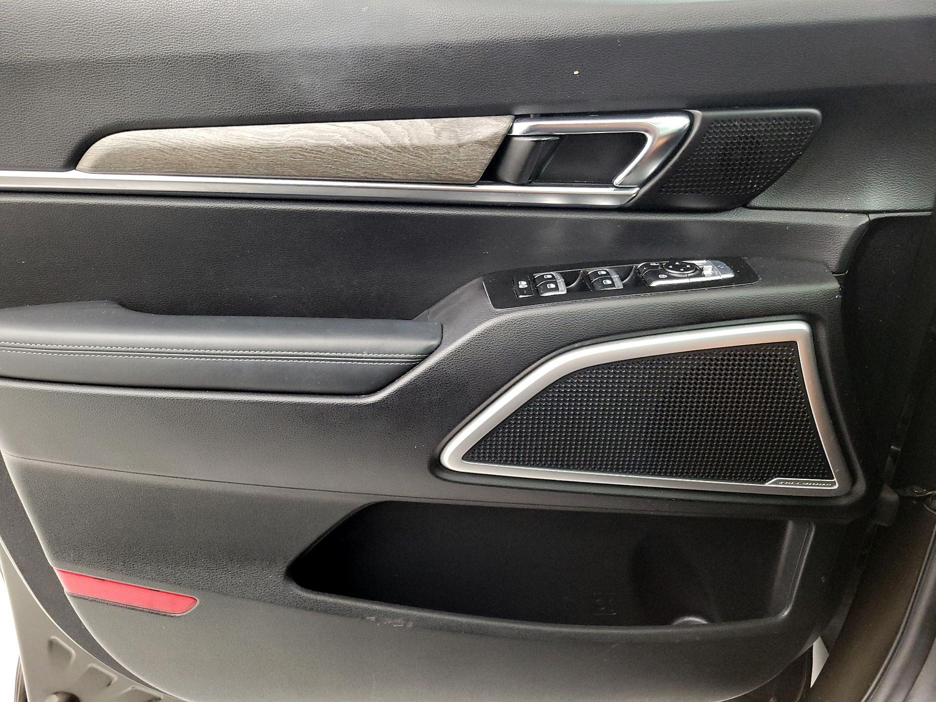 Thumbnail: 2021 Kia Telluride - 12