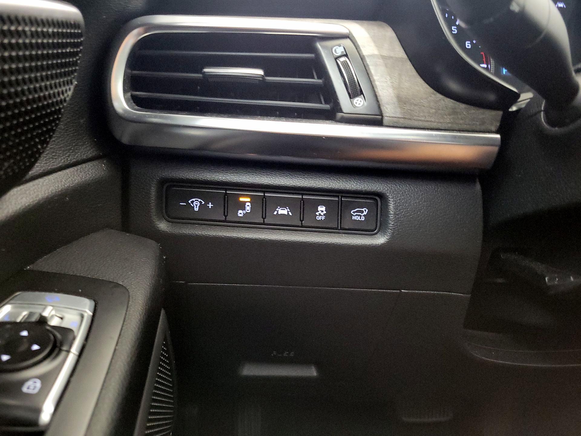 Thumbnail: 2021 Kia Telluride - 13