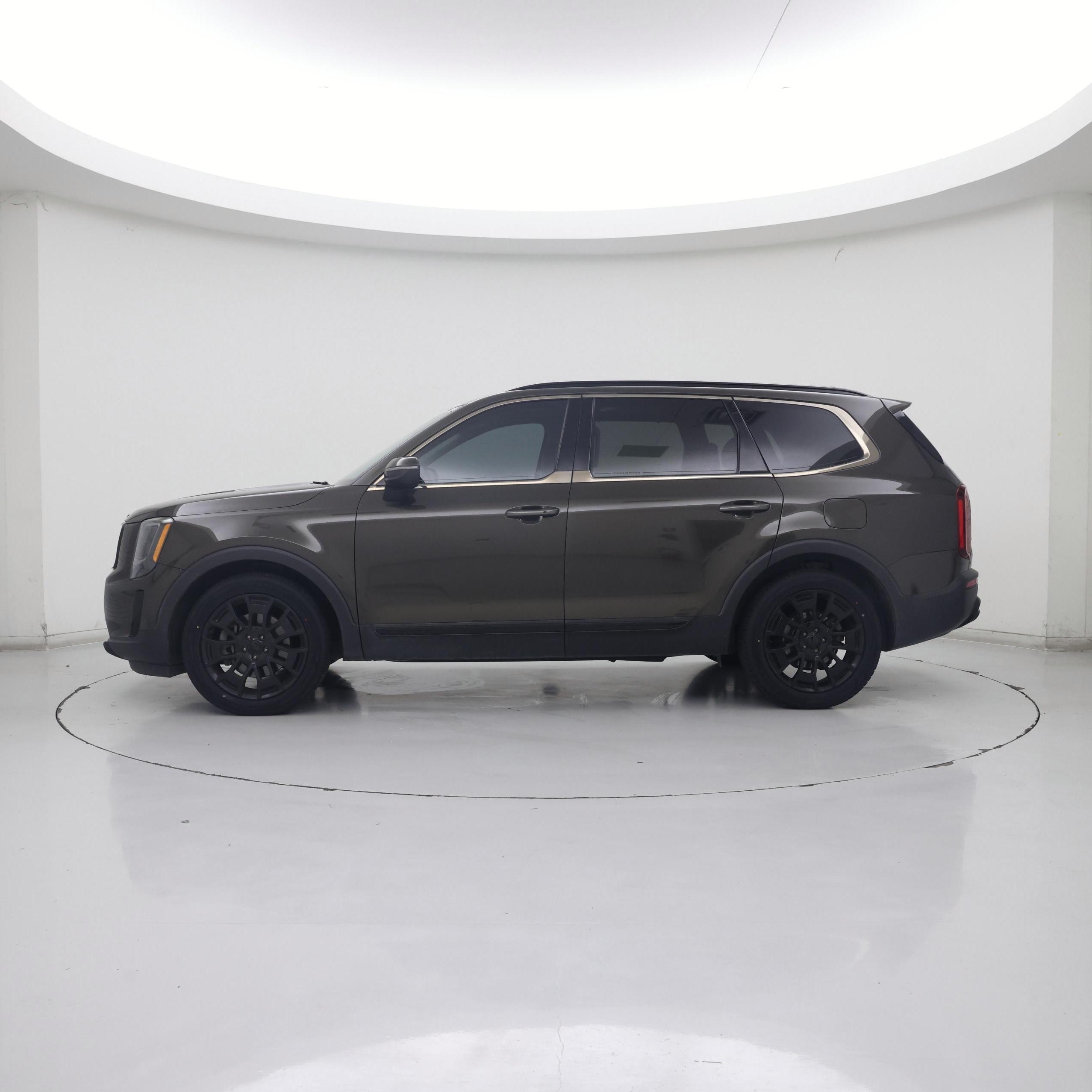 Thumbnail: 2021 Kia Telluride - 3