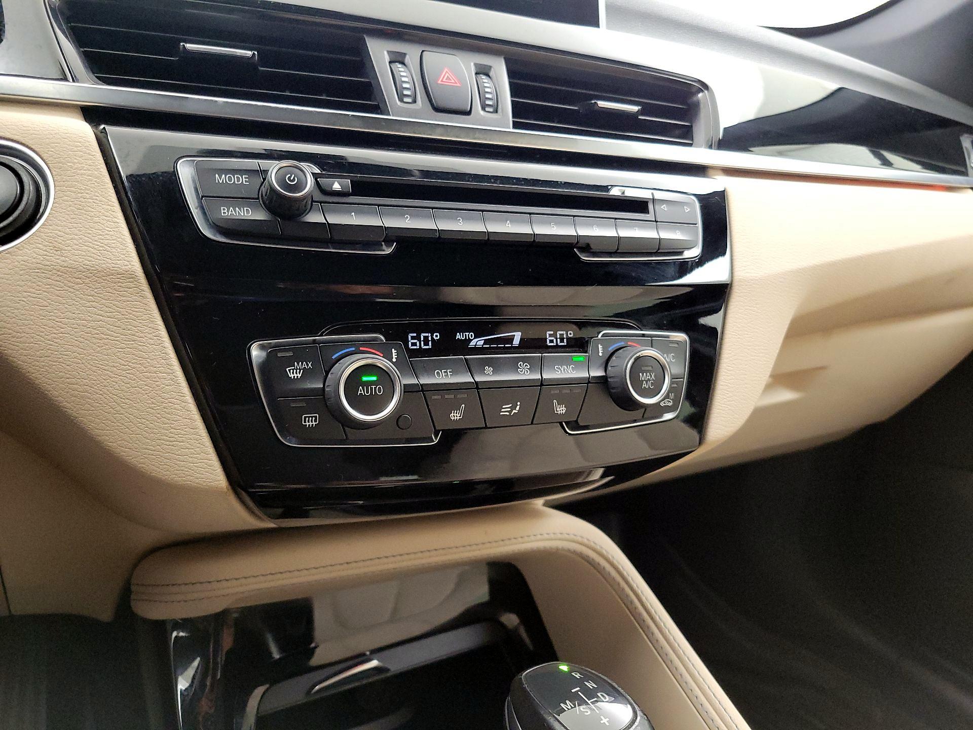 Thumbnail: 2016 BMW X1 - 17