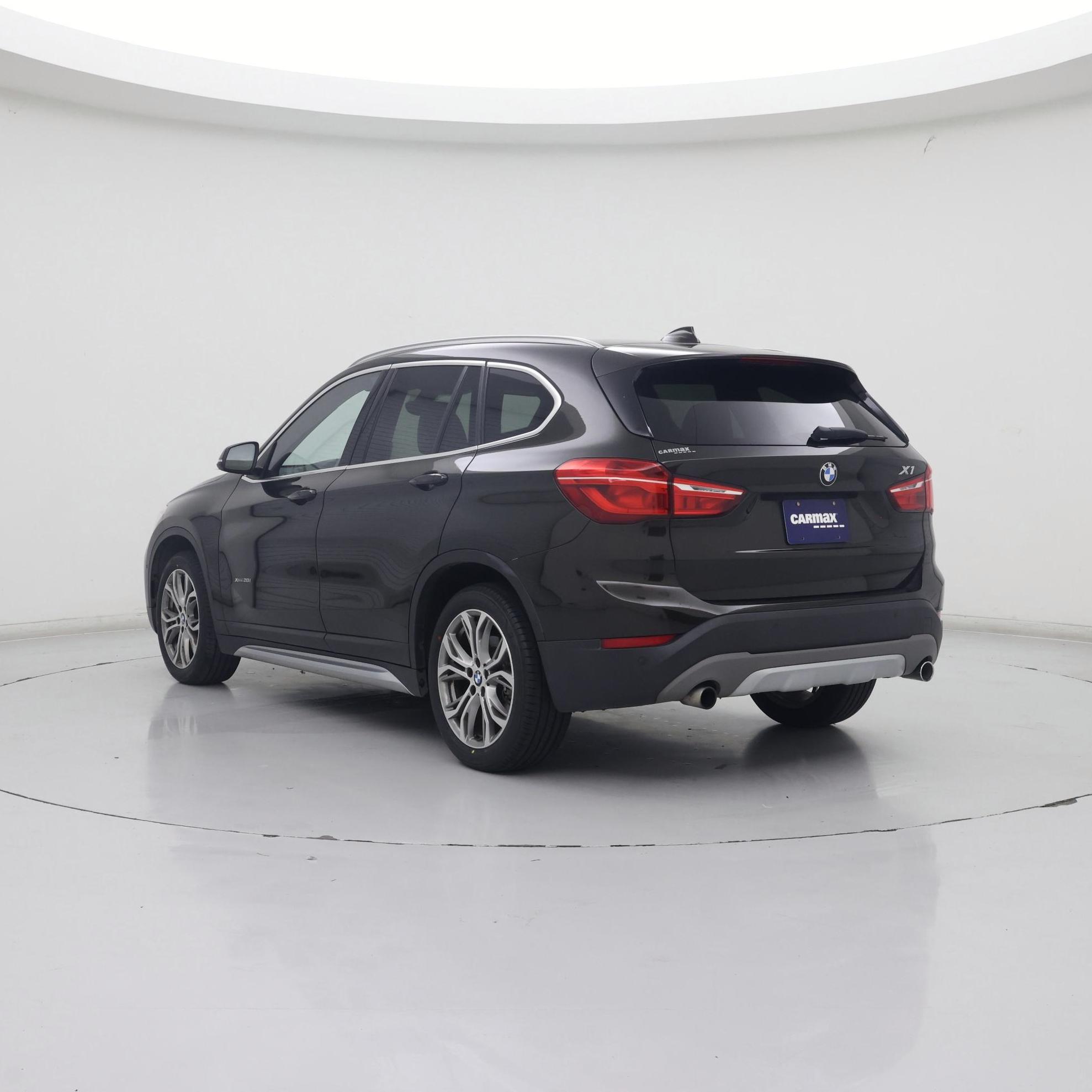 Thumbnail: 2016 BMW X1 - 2