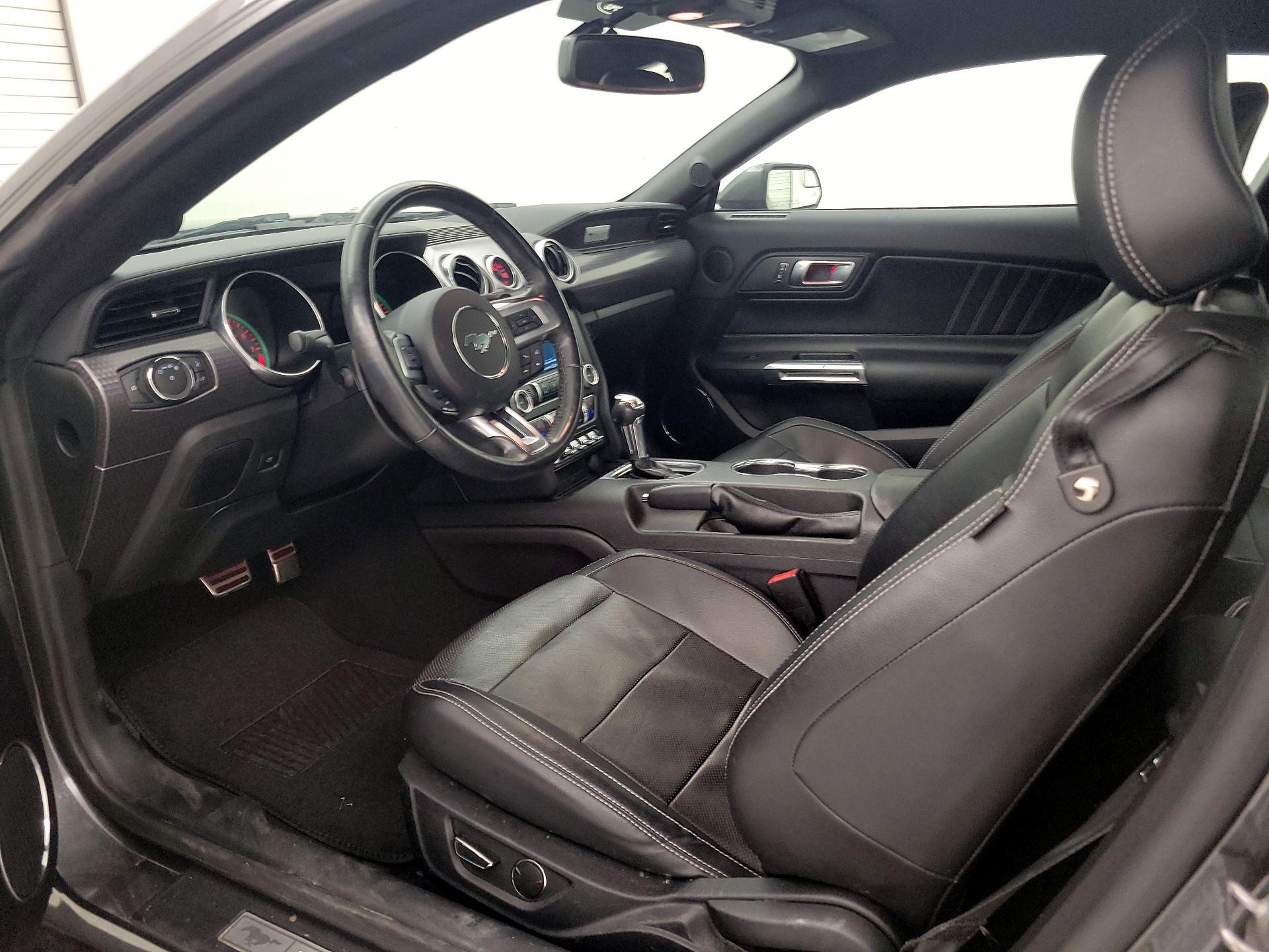 Thumbnail: 2019 Ford Mustang - 11