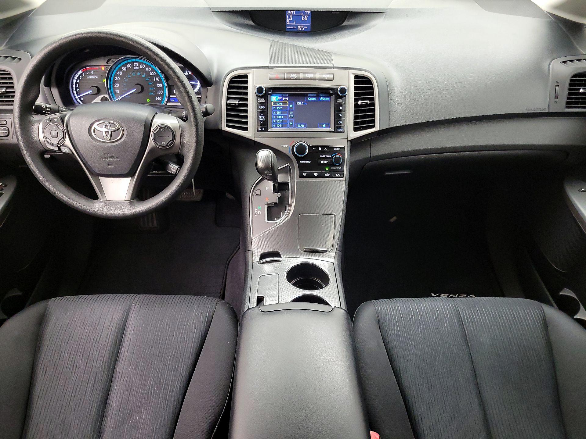 Thumbnail: 2013 Toyota Venza - 9