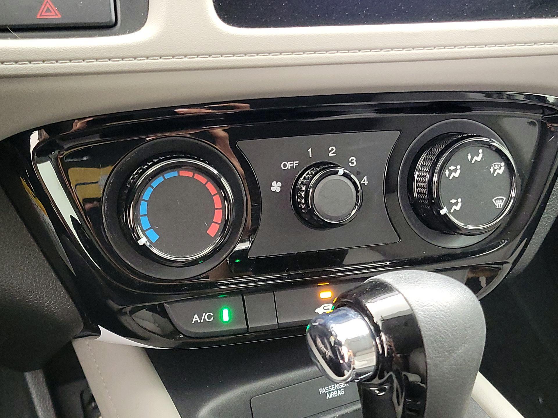 Thumbnail: 2017 Honda HR-V - 16