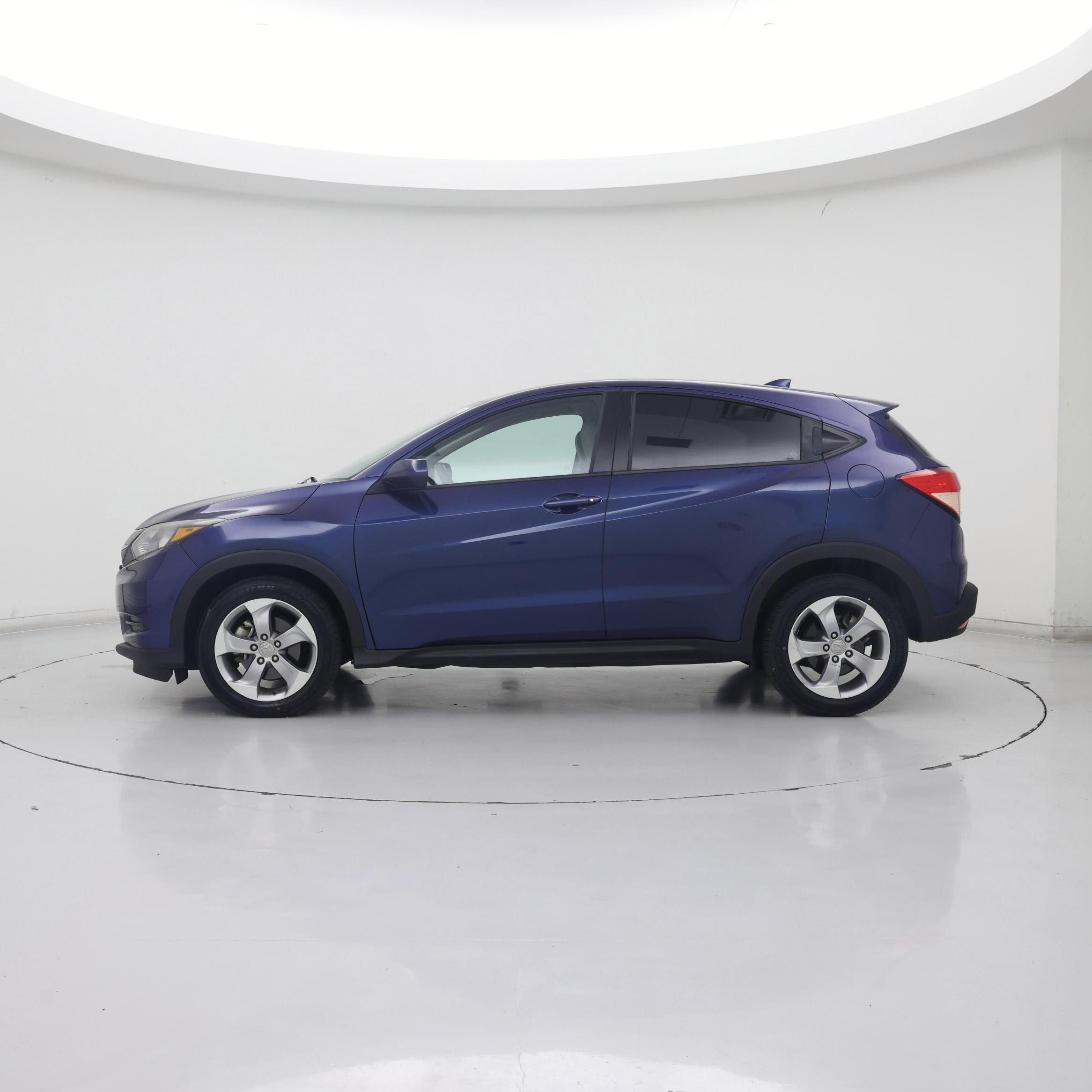 Thumbnail: 2017 Honda HR-V - 3