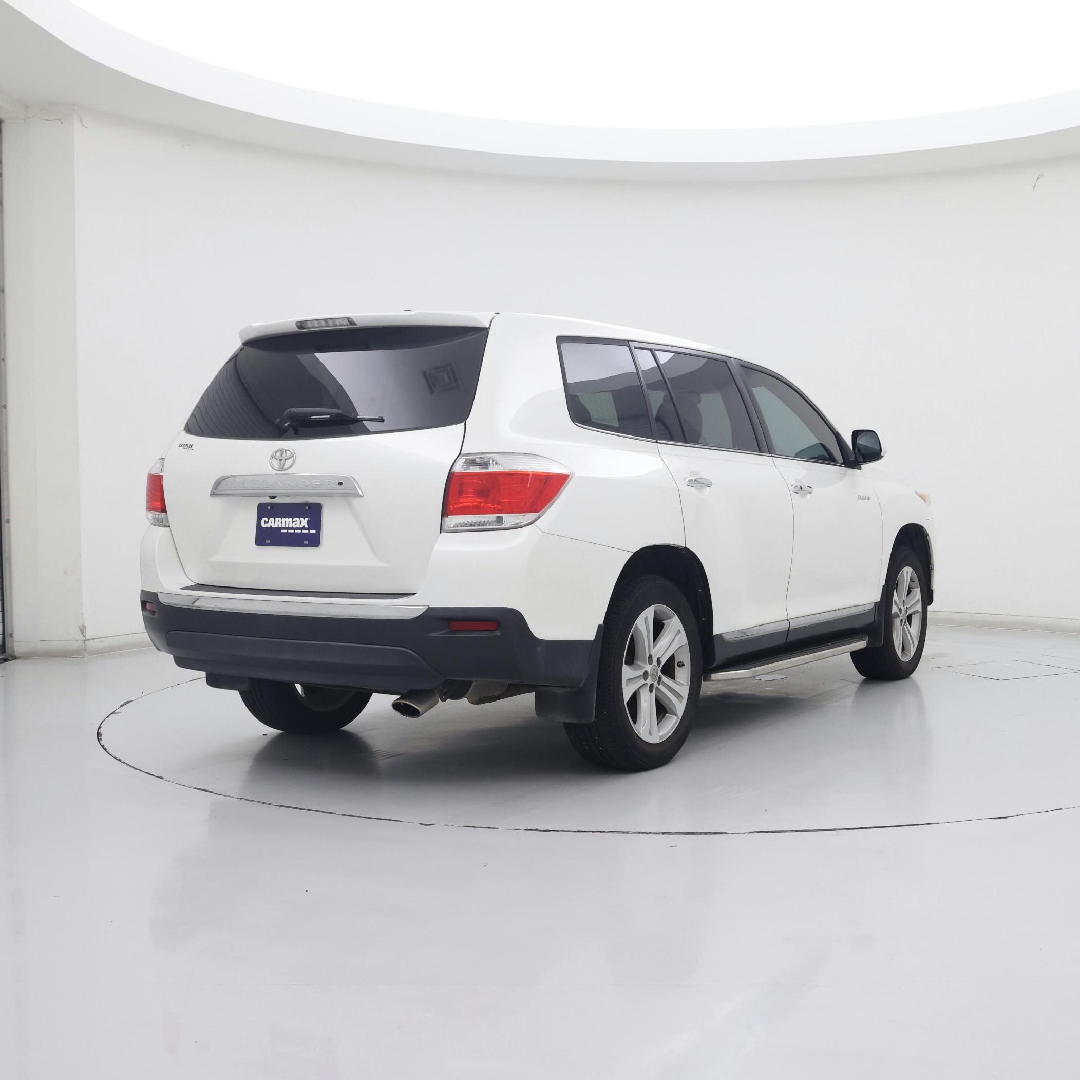 Thumbnail: 2013 Toyota Highlander - 8