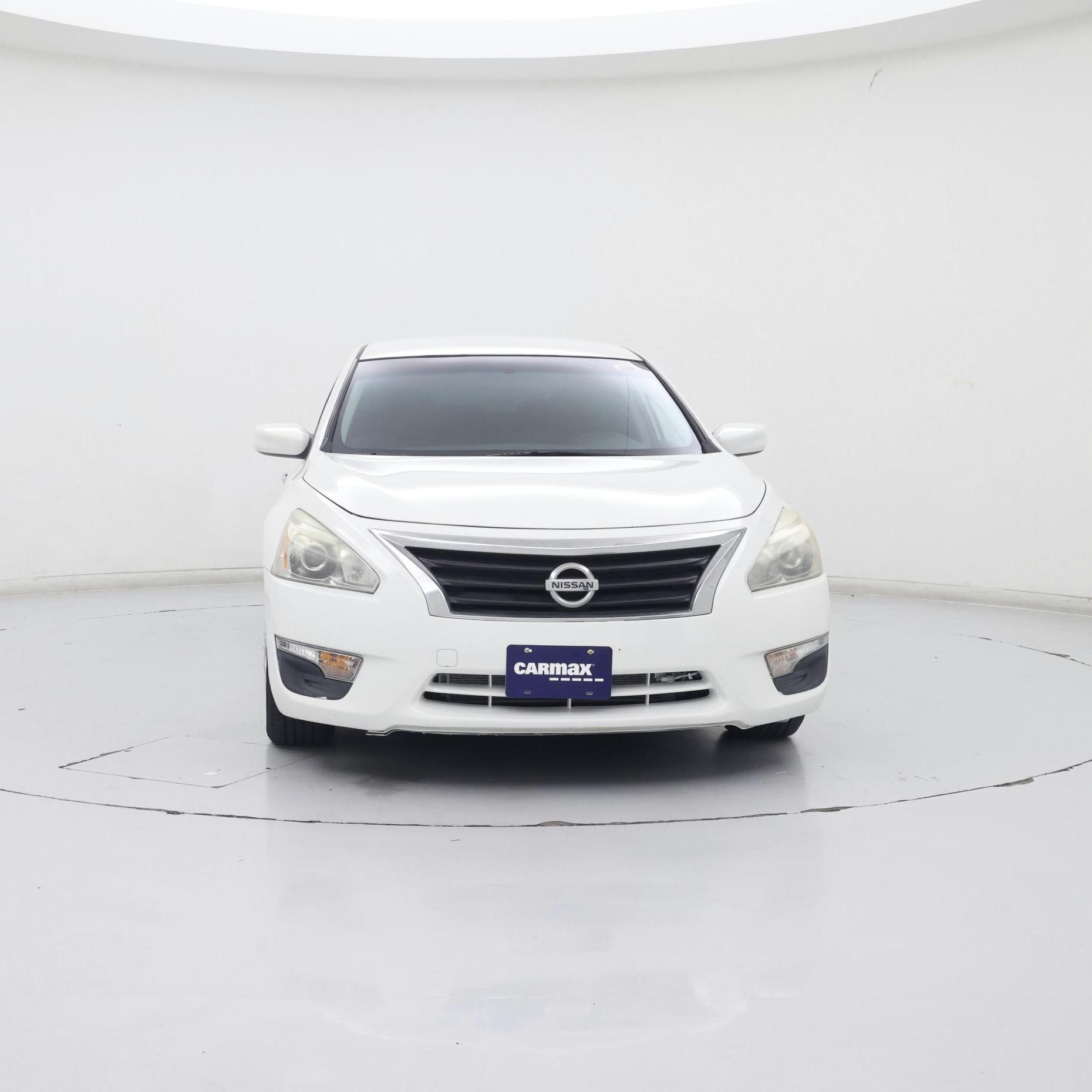 Thumbnail: 2015 Nissan Altima - 5