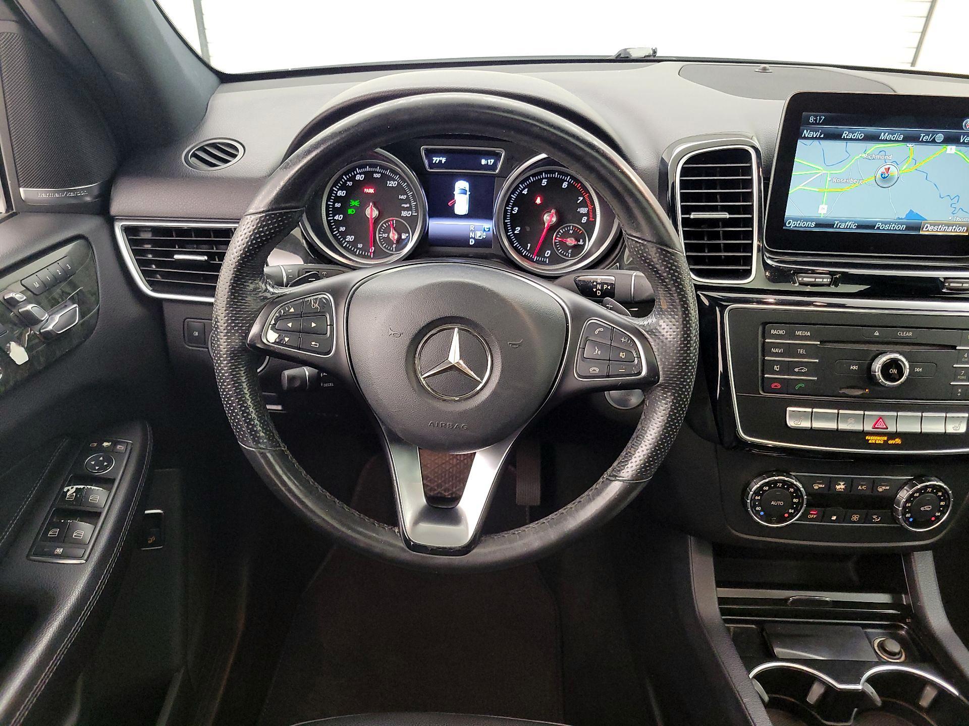 Thumbnail: 2017 Mercedes-Benz GLE - 10