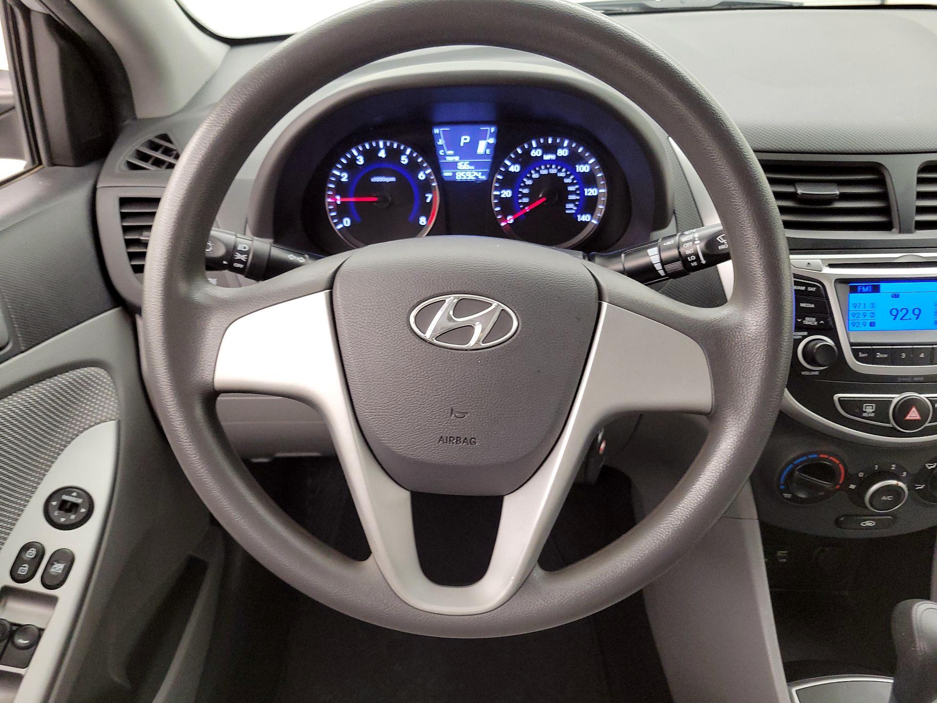 Thumbnail: 2014 Hyundai Accent - 10