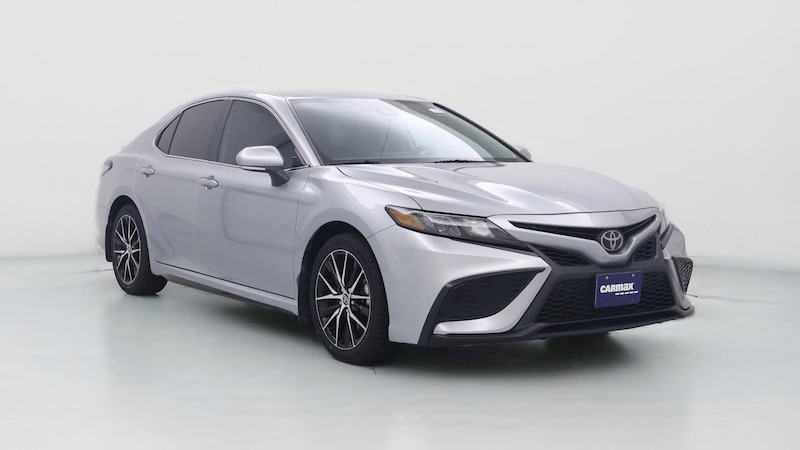 2023 Toyota Camry SE Hero Image
