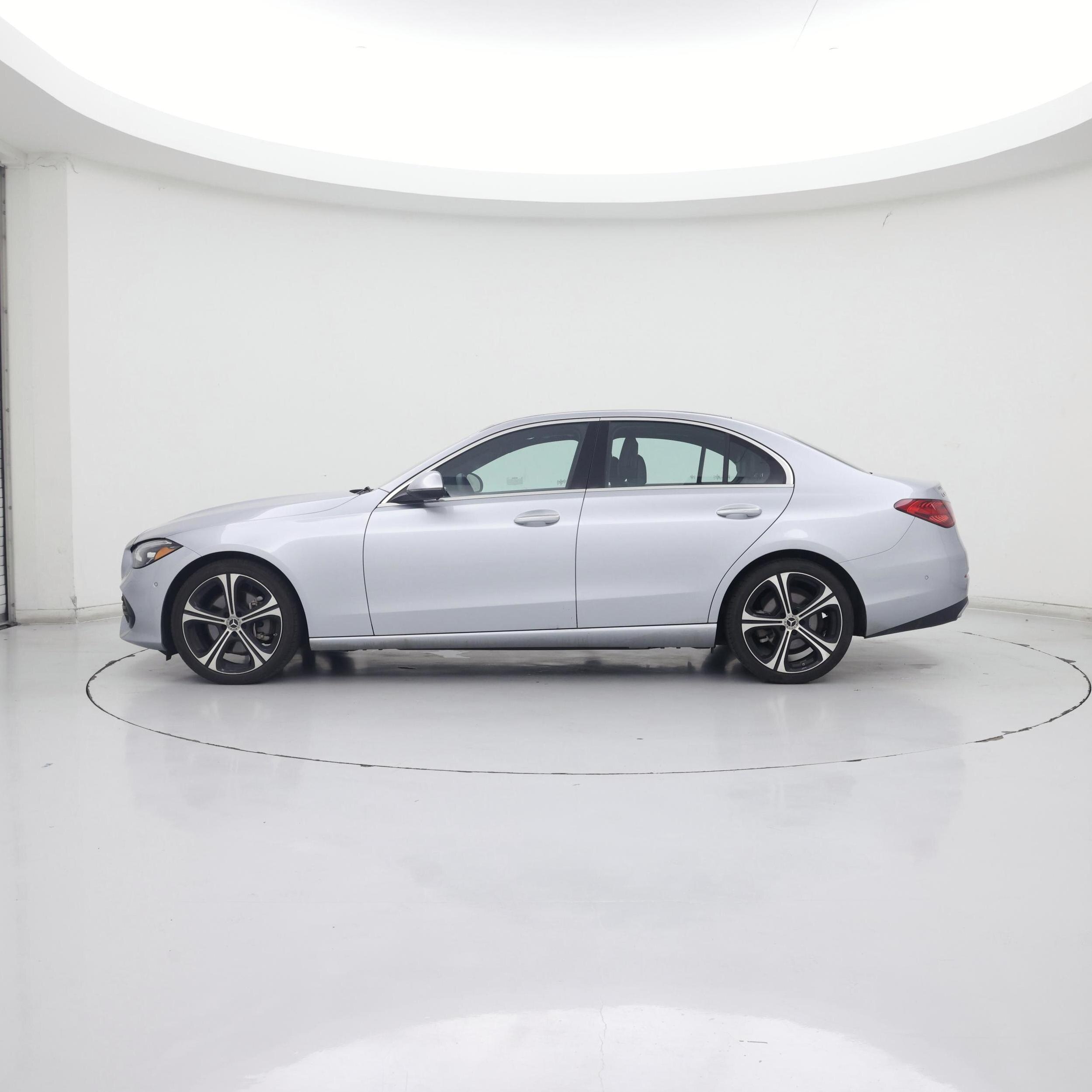 Thumbnail: 2024 Mercedes-Benz C-Class - 3