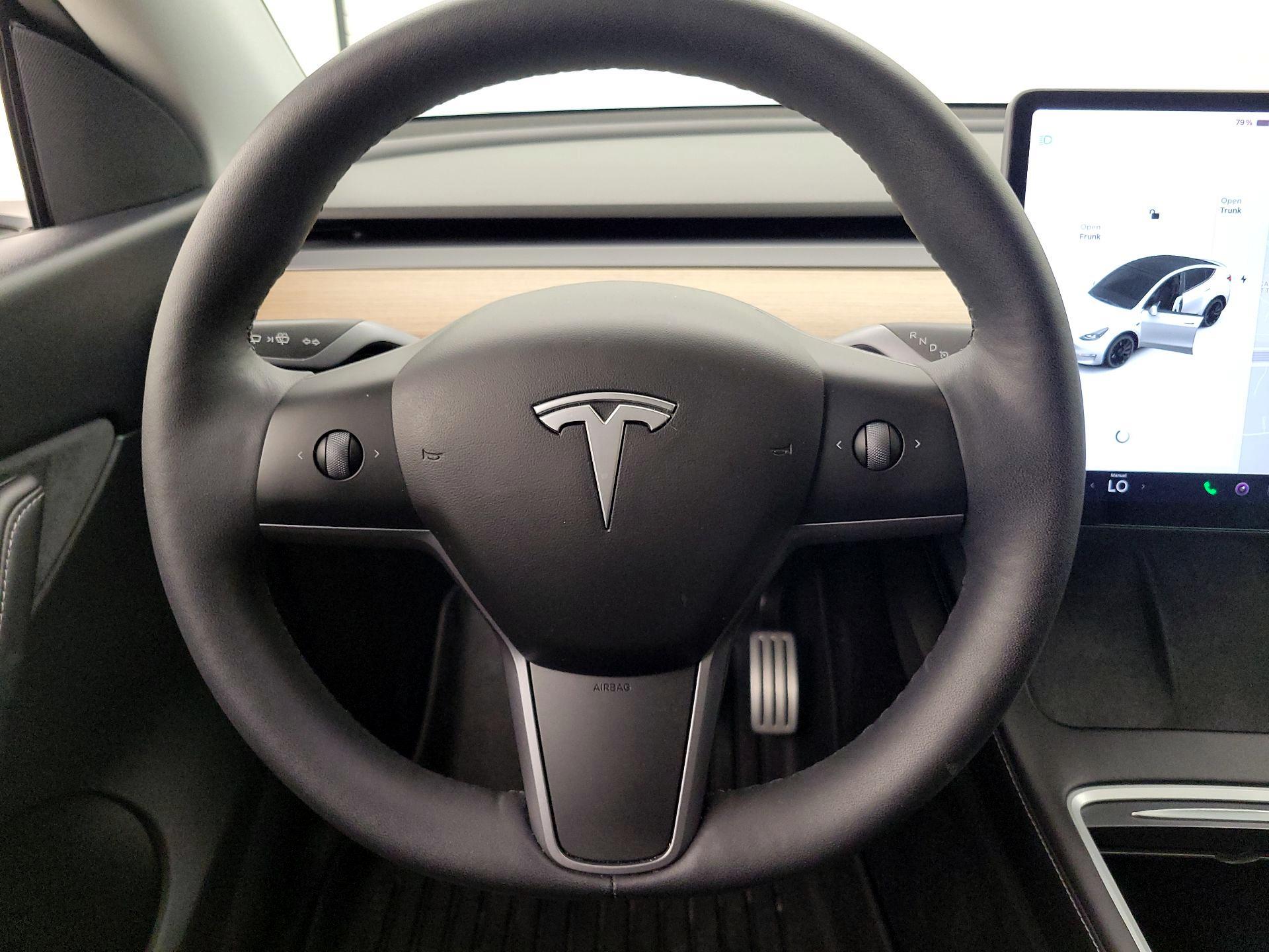 Thumbnail: 2022 Tesla Model Y - 10
