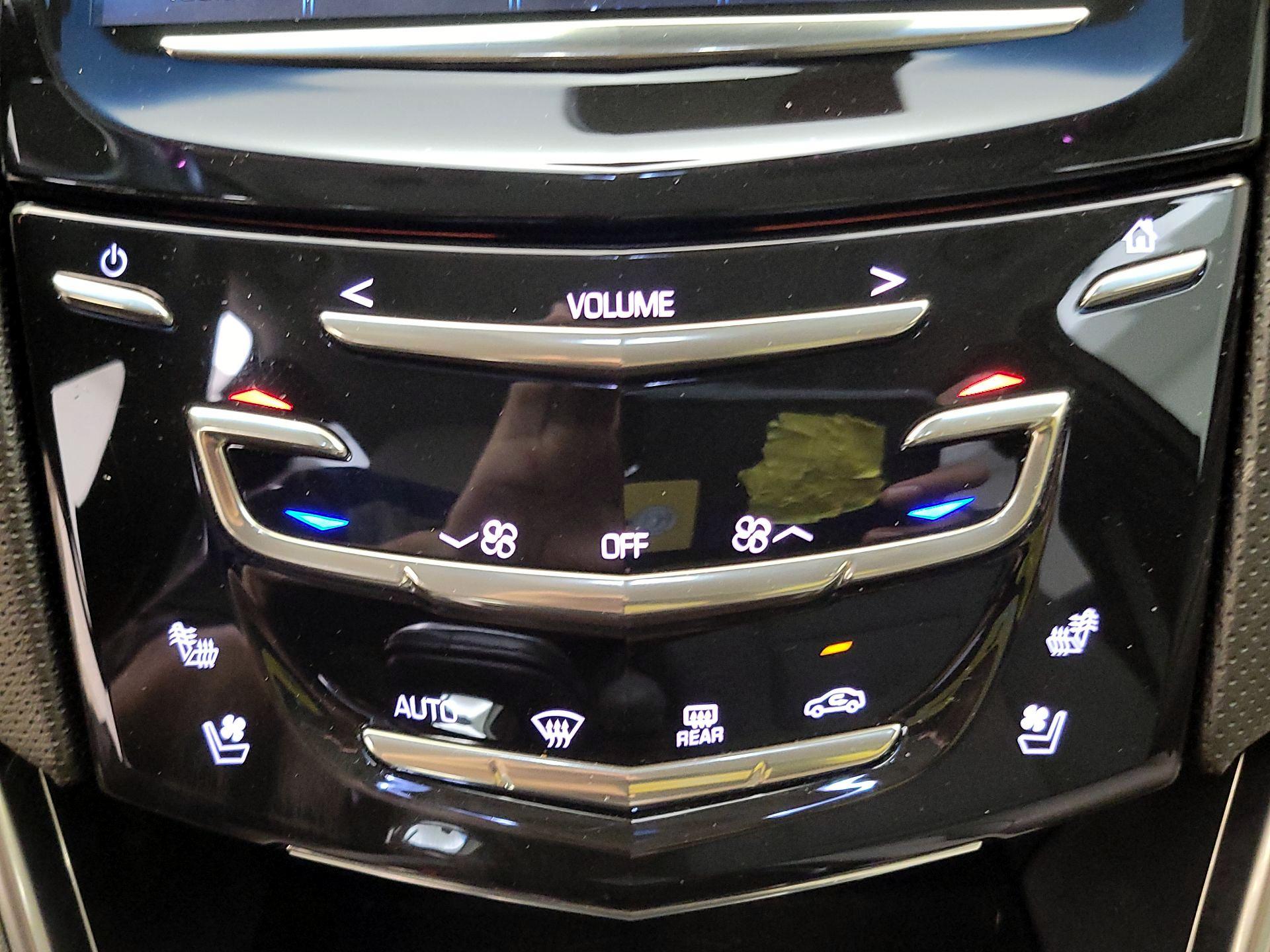 Thumbnail: 2016 Cadillac XTS - 16